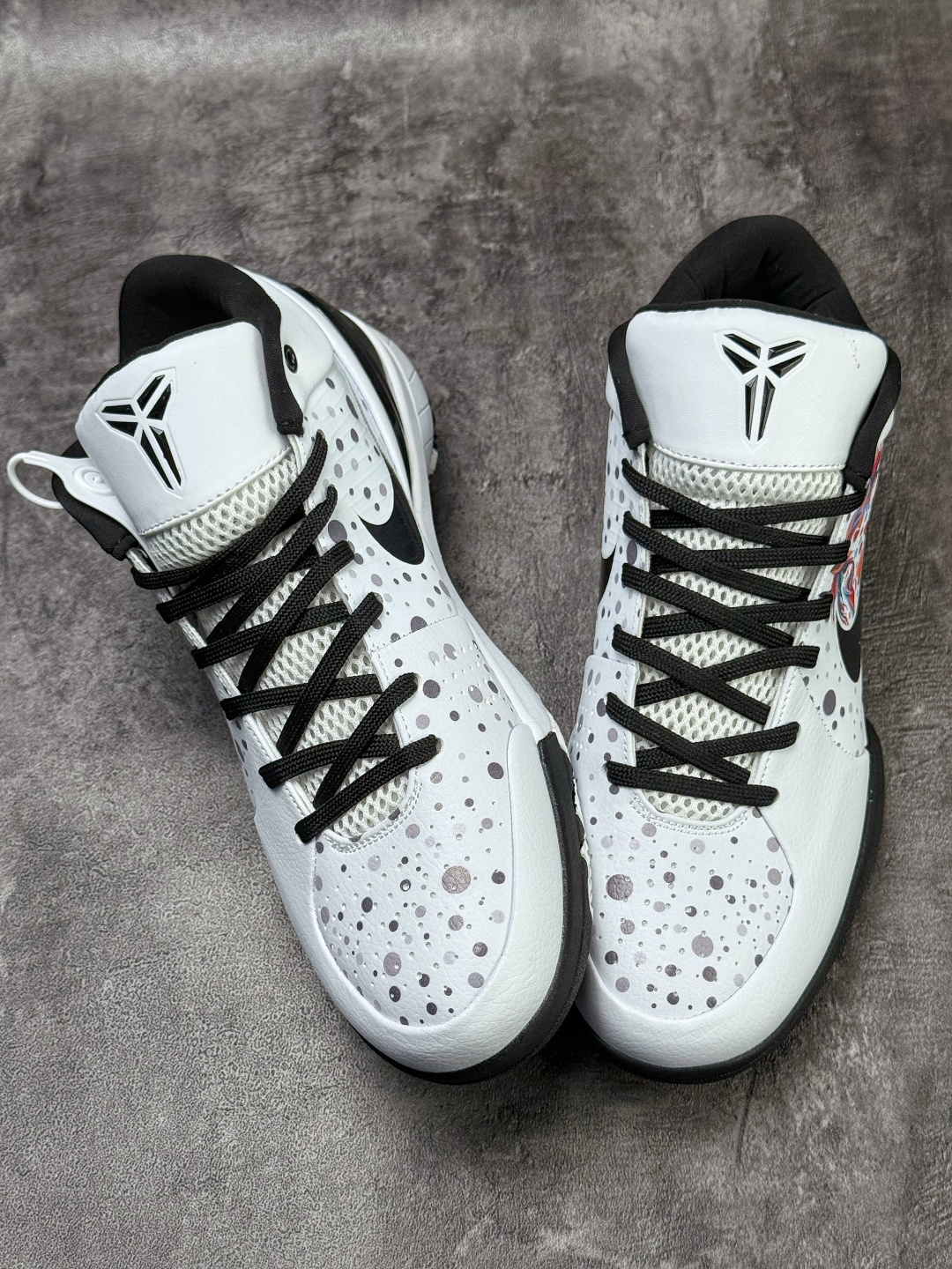Nike Zoom Kobe 4 科比4代篮球鞋 马年限定 复刻防滑耐磨减震舒适轻便篮球鞋 AV6339-105
