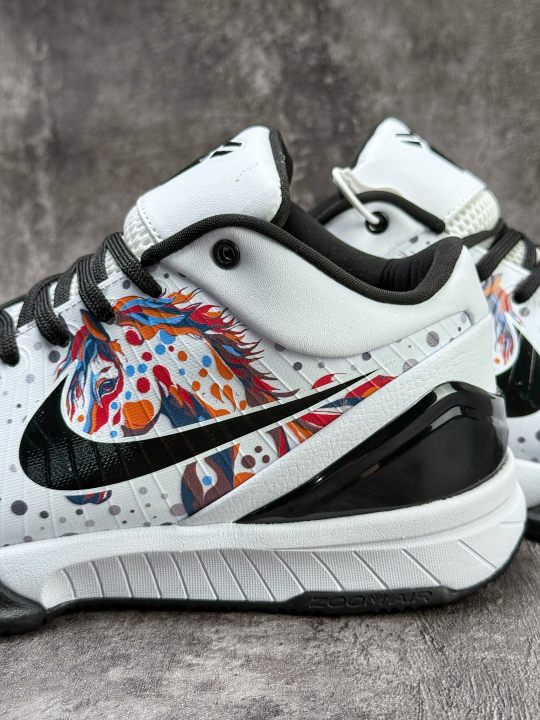 Nike Zoom Kobe 4 科比4代篮球鞋 马年限定 复刻防滑耐磨减震舒适轻便篮球鞋 AV6339-105