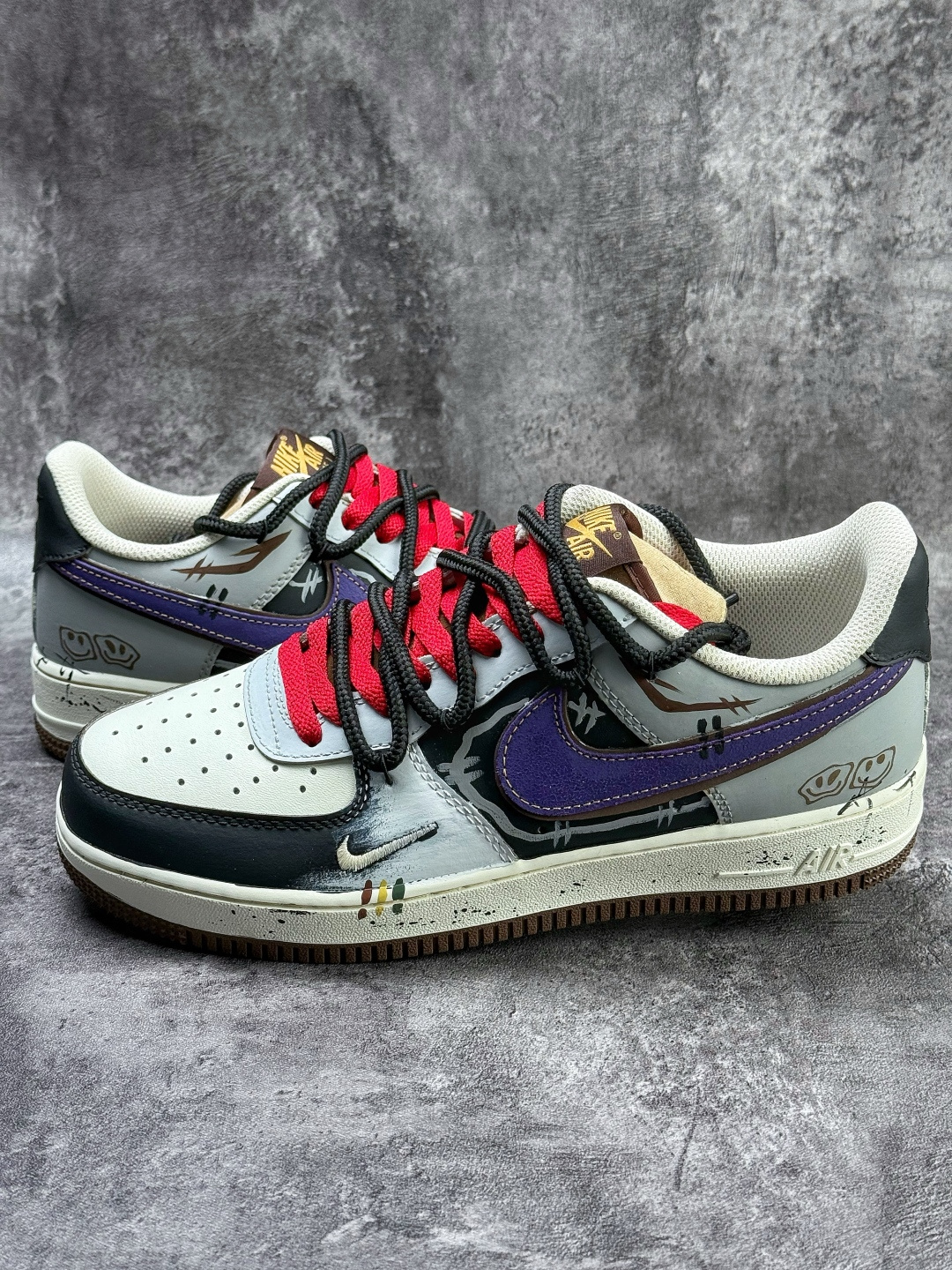 Nike Air Force 1 Low 07 黑白灰小勾 LJ8822-121
