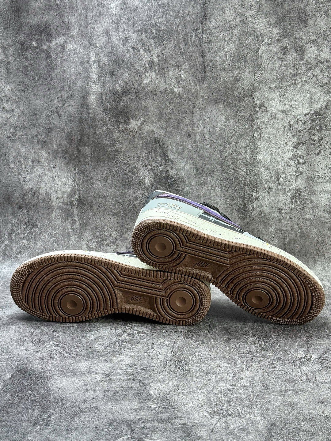 Nike Air Force 1 Low 07 黑白灰小勾 LJ8822-121