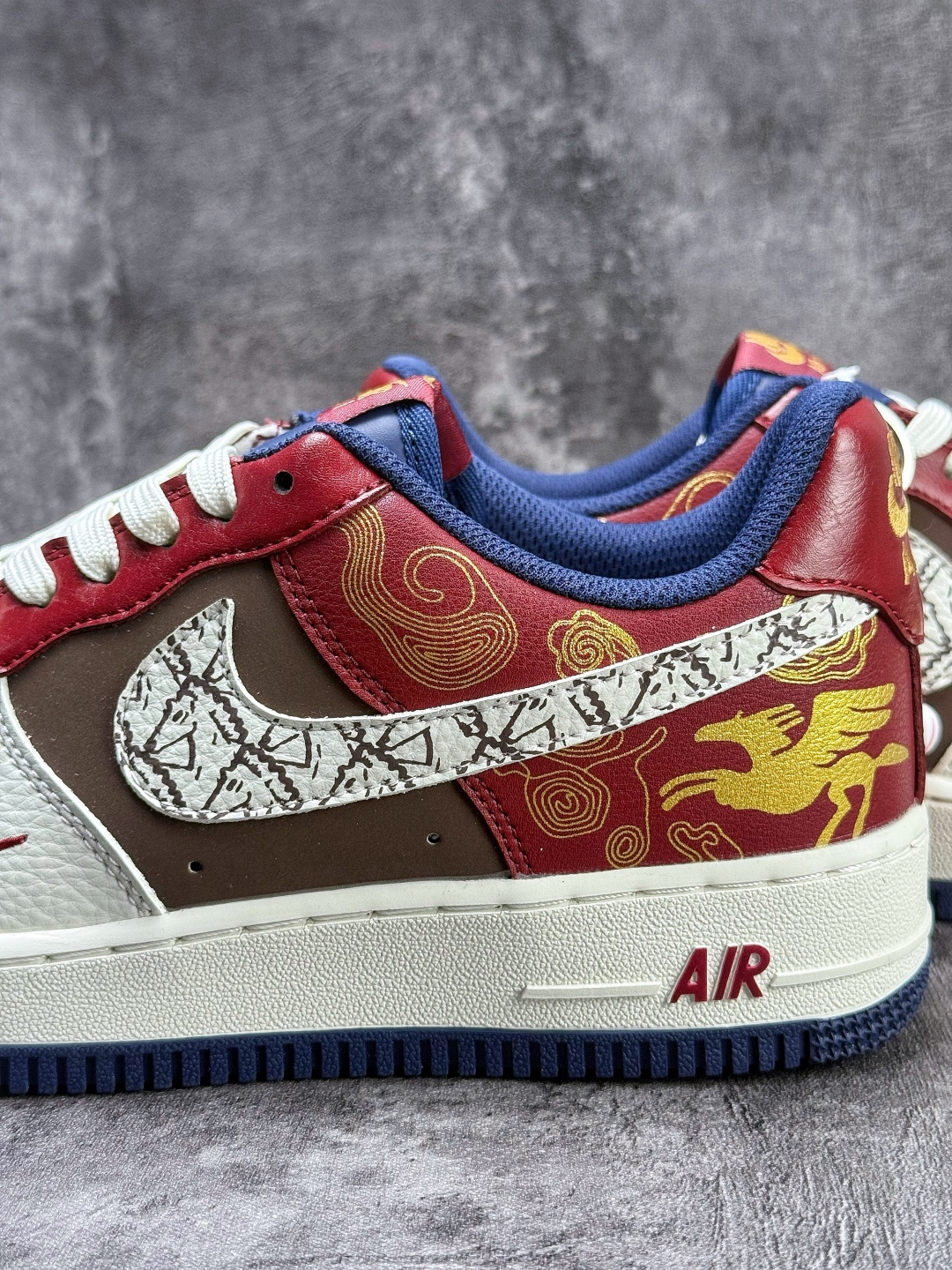 Nike Air Force 1 Low 07 马年限定 白黄棕红小勾 NH0601-535