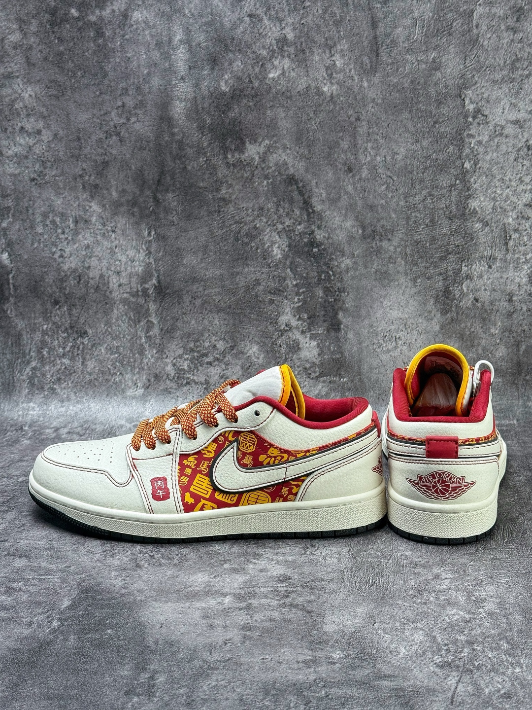 Air Jordan 1 Retro Low 马年限定 白红满天星 XT6998-119
