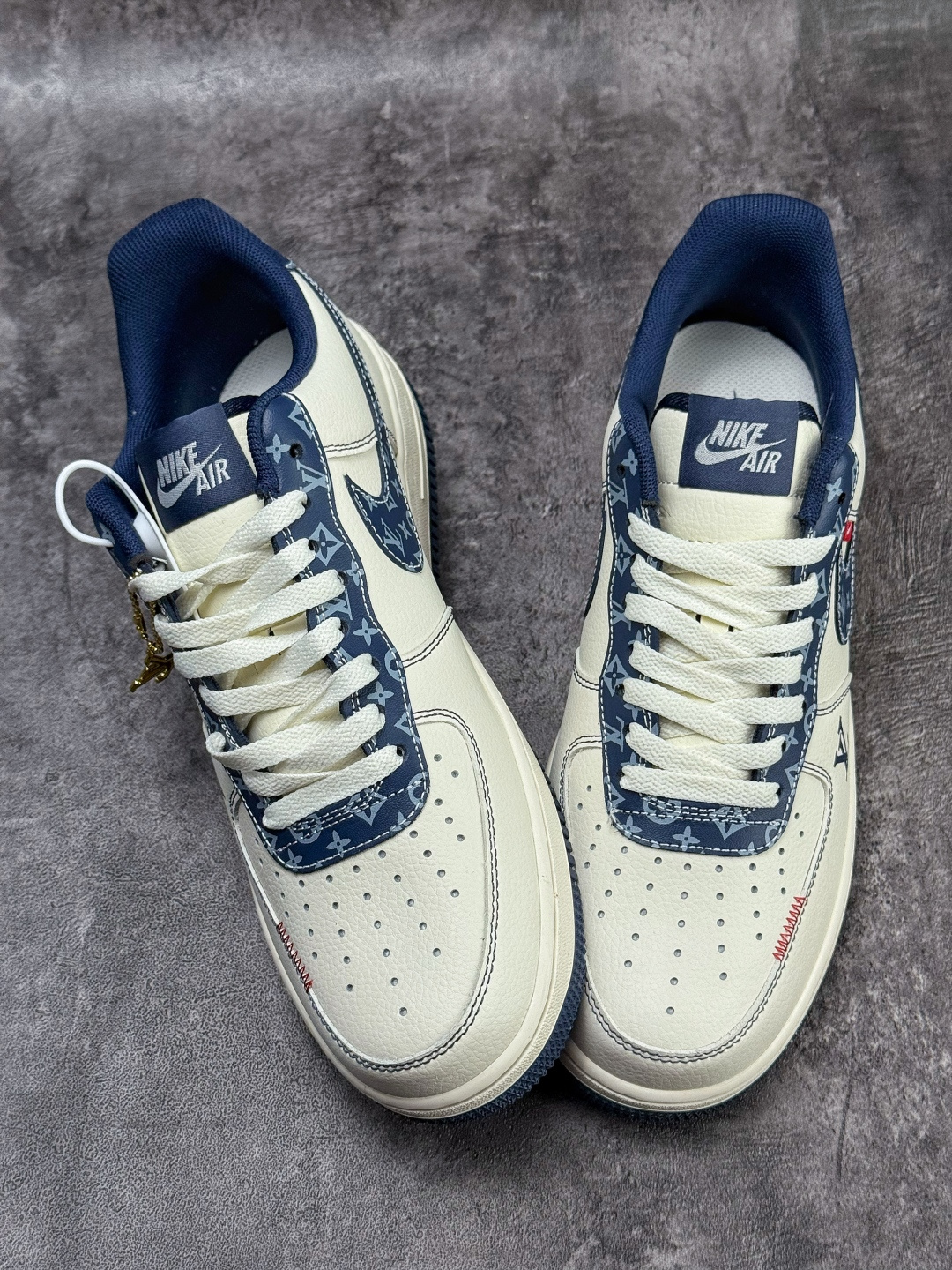 Nike Air Force 1 Low 07 x Louis Vuitton 白蓝 LV2288-003-Top High Quatity Cheap Sneakers Fashion Clothing Clothes Bags handbags Shoes of all Brand wholesale With The best Quality And Beautiful Price from China Factory Chinese suppliers wholesaler seller Nike Air Force 1 Low 07 x Louis Vuitton 白蓝 LV2288-003
