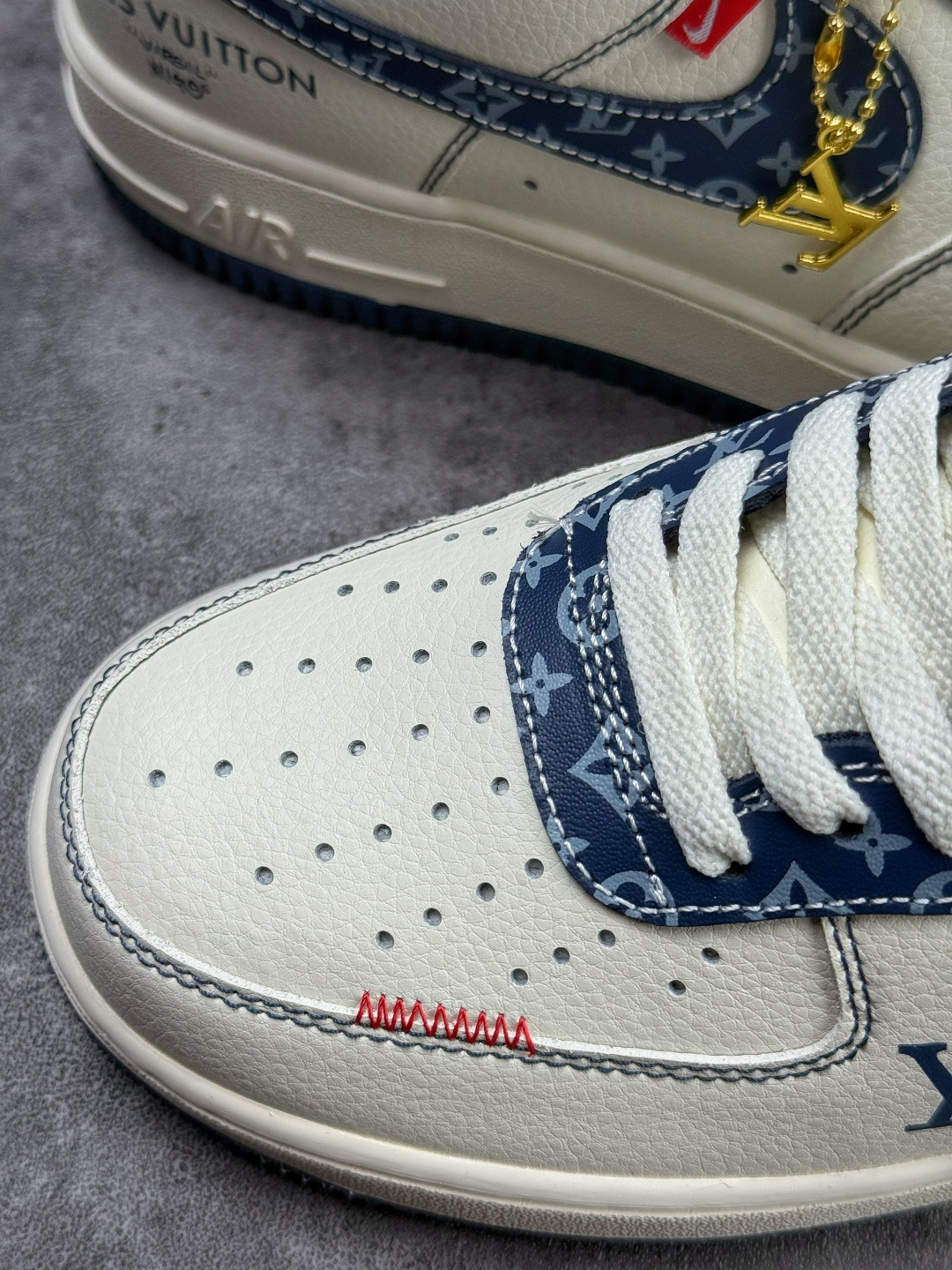 Nike Air Force 1 Low 07 x Louis Vuitton 白蓝 LV2288-003-Top High Quatity Cheap Sneakers Fashion Clothing Clothes Bags handbags Shoes of all Brand wholesale With The best Quality And Beautiful Price from China Factory Chinese suppliers wholesaler seller Nike Air Force 1 Low 07 x Louis Vuitton 白蓝 LV2288-003