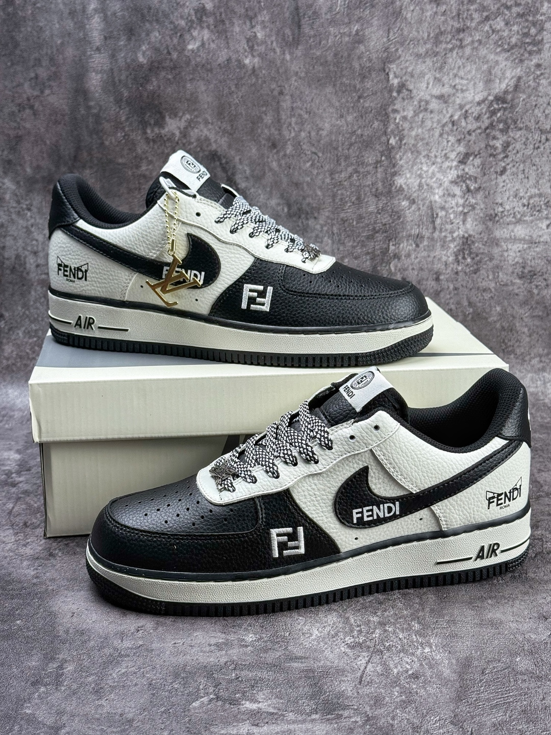 210 Nike Air Force 1 Low 07 x Louis Vuitton x Fendi 黑白满天星 XY9025-018-Chinese UA Cheap High Quatity Brand Clothes Bags handbags Sneakers wholesale wholesaler seller from China Factory suppliers Fashion Clothing Shoes best Quality Beautiful Price 210 Nike Air Force 1 Low 07 x Louis Vuitton x Fendi 黑白满天星 XY9025-018