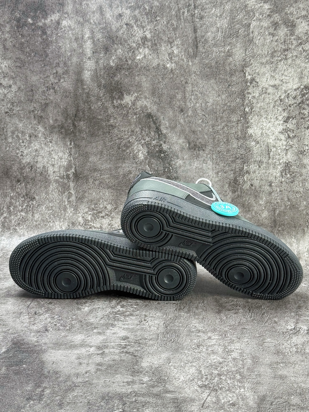 Nike Air Force 1 Low 07 灰黑 IB6842-002-Top High Quatity Cheap Sneakers Fashion Clothing Clothes Bags handbags Shoes of all Brand wholesale With The best Quality And Beautiful Price from China Factory Chinese suppliers wholesaler seller Nike Air Force 1 Low 07 灰黑 IB6842-002