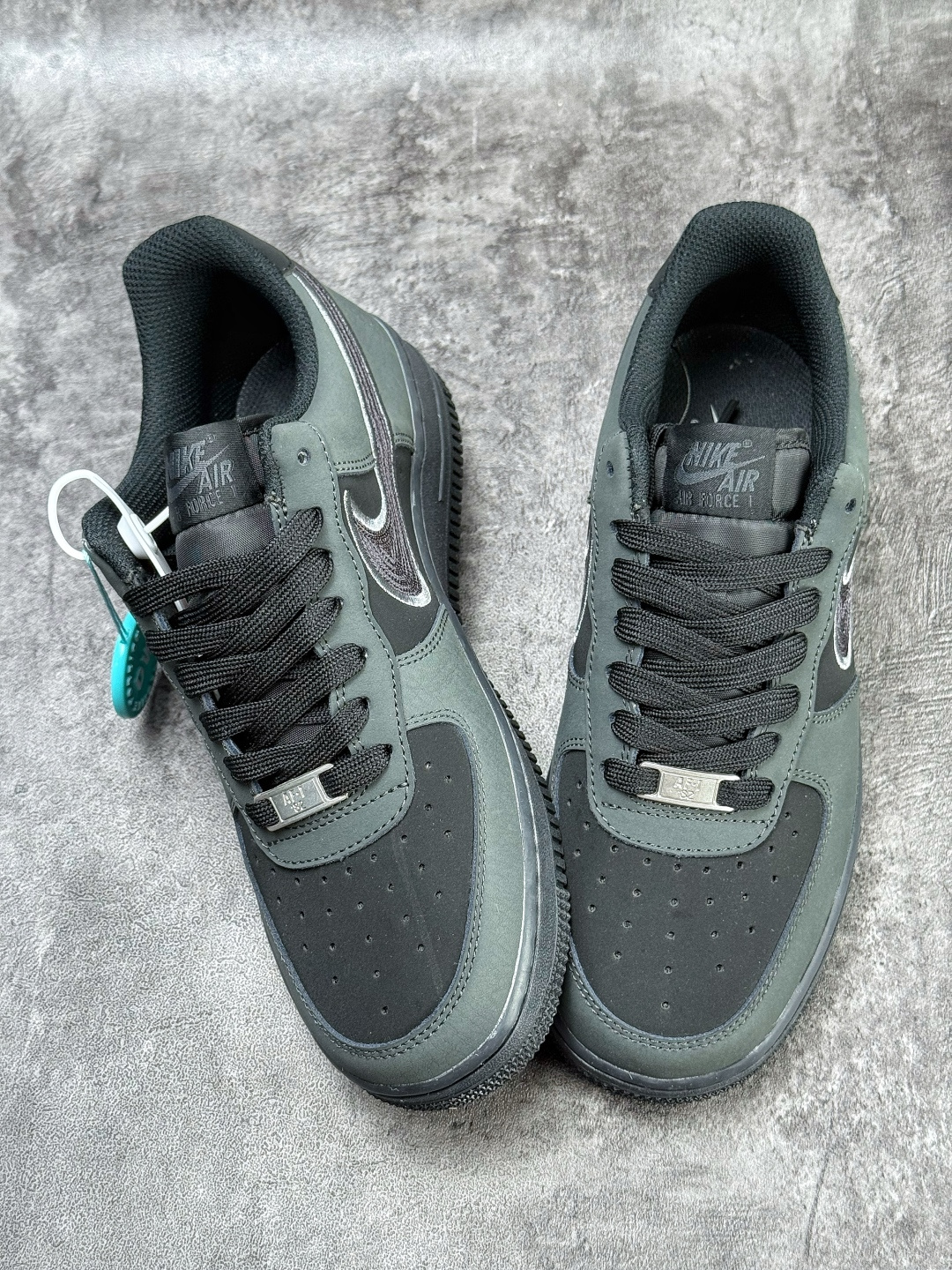 Nike Air Force 1 Low 07 灰黑 IB6842-002-Top High Quatity Cheap Sneakers Fashion Clothing Clothes Bags handbags Shoes of all Brand wholesale With The best Quality And Beautiful Price from China Factory Chinese suppliers wholesaler seller Nike Air Force 1 Low 07 灰黑 IB6842-002