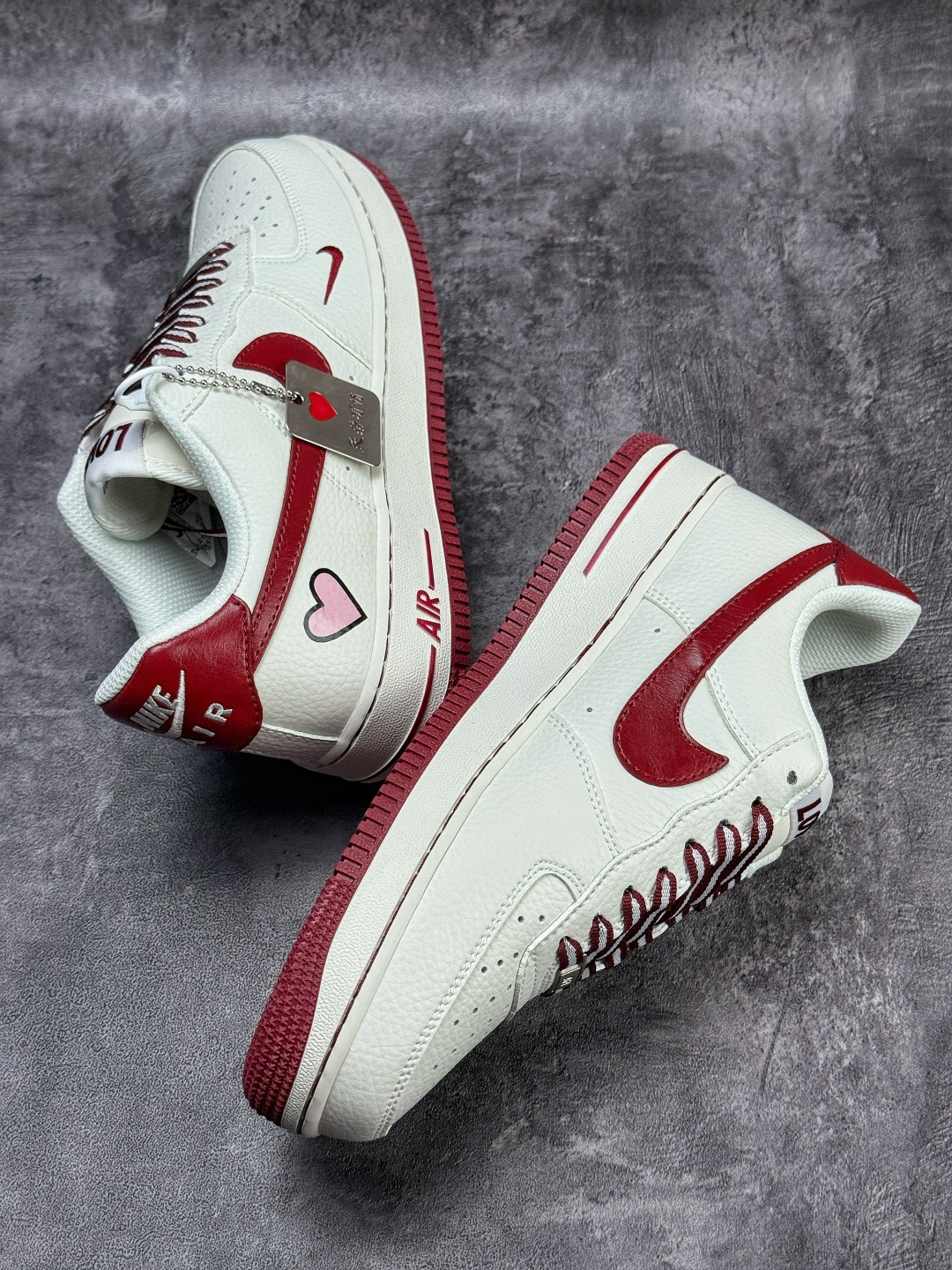 Nike Air Force 1 Low 07 LOVE 白红小勾 NH0601-539-Top High Quatity Cheap Sneakers Fashion Clothing Clothes Bags handbags Shoes of all Brand wholesale With The best Quality And Beautiful Price from China Factory Chinese suppliers wholesaler seller Nike Air Force 1 Low 07 LOVE 白红小勾 NH0601-539