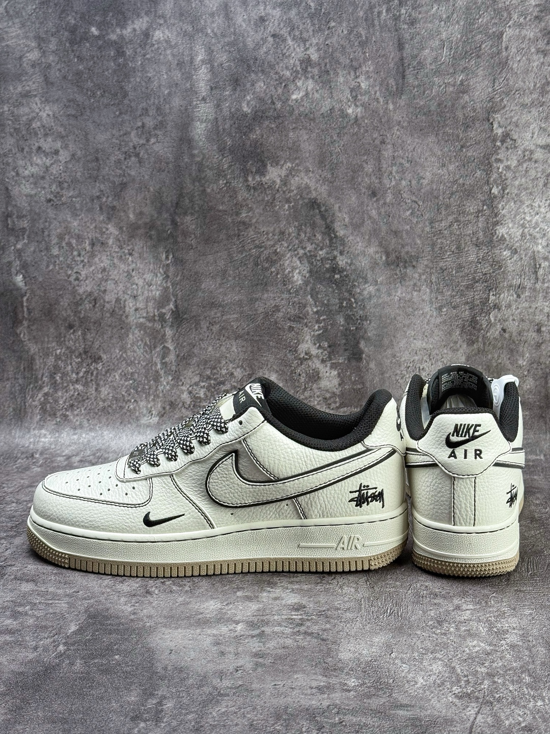 Nike Air Force 1 Low 07 x Stussy 白黑小勾满天星 MM3399-19-Top High Quatity Cheap Sneakers Fashion Clothing Clothes Bags handbags Shoes of all Brand wholesale With The best Quality And Beautiful Price from China Factory Chinese suppliers wholesaler seller Nike Air Force 1 Low 07 x Stussy 白黑小勾满天星 MM3399-19