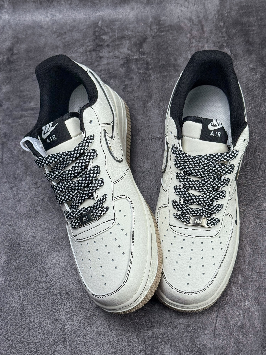 Nike Air Force 1 Low 07 x Stussy 白黑小勾满天星 MM3399-19-Top High Quatity Cheap Sneakers Fashion Clothing Clothes Bags handbags Shoes of all Brand wholesale With The best Quality And Beautiful Price from China Factory Chinese suppliers wholesaler seller Nike Air Force 1 Low 07 x Stussy 白黑小勾满天星 MM3399-19