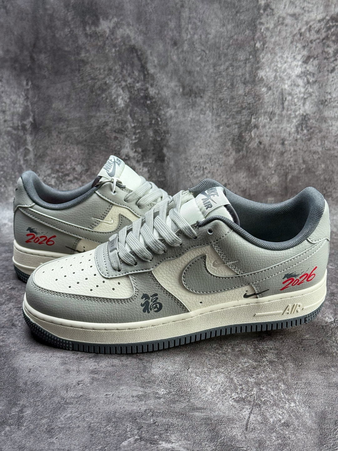 210 Nike Air Force 1 Low 07 马年限定 灰白双小勾 MZ9588-833-Chinese UA Cheap High Quatity Brand Clothes Bags handbags Sneakers wholesale wholesaler seller from China Factory suppliers Fashion Clothing Shoes best Quality Beautiful Price 210 Nike Air Force 1 Low 07 马年限定 灰白双小勾 MZ9588-833