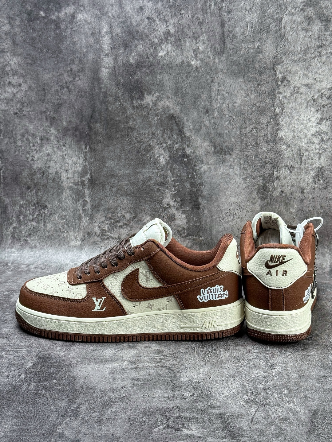 Nike Air Force 1 Low 07 x Louis Vuitton 棕白 DF0188-127-Top High Quatity Cheap Sneakers Fashion Clothing Clothes Bags handbags Shoes of all Brand wholesale With The best Quality And Beautiful Price from China Factory Chinese suppliers wholesaler seller Nike Air Force 1 Low 07 x Louis Vuitton 棕白 DF0188-127