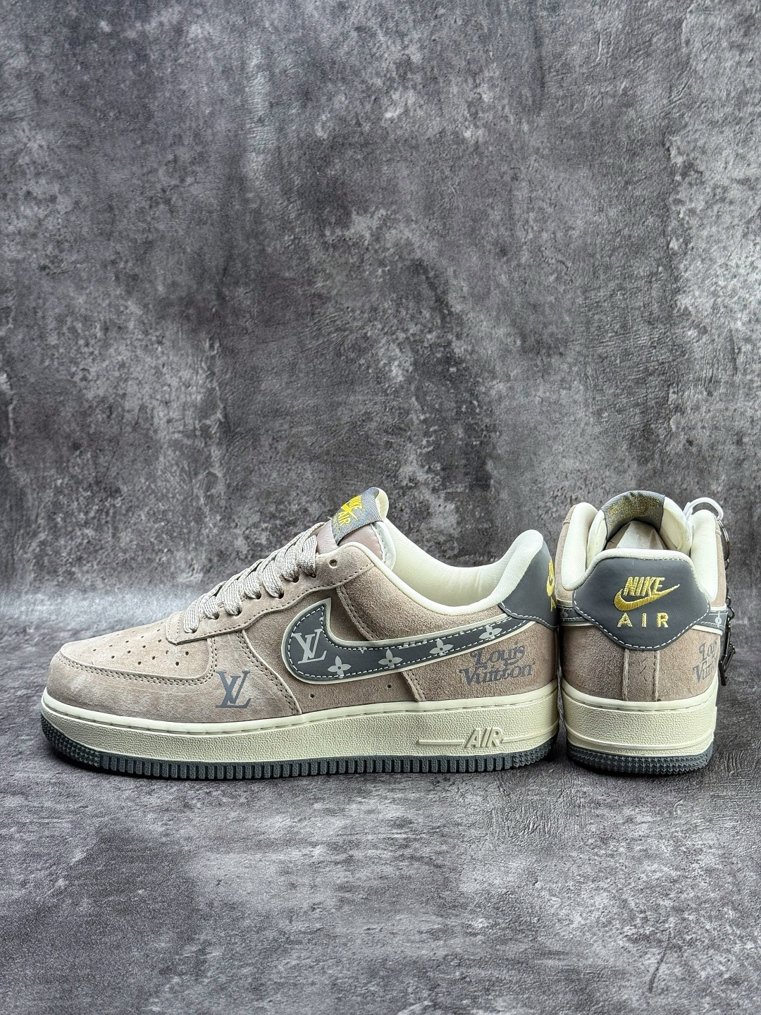 210 Nike Air Force 1 Low 07 x Louis Vuitton 棕灰满天星 KL1688-003
