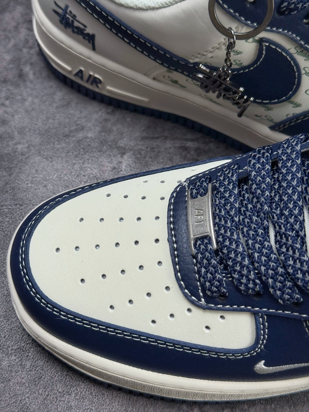 Nike Air Force 1 Low 07 x Stussy 蓝白小勾满天星 HH7518-081-Top High Quatity Cheap Sneakers Fashion Clothing Clothes Bags handbags Shoes of all Brand wholesale With The best Quality And Beautiful Price from China Factory Chinese suppliers wholesaler seller Nike Air Force 1 Low 07 x Stussy 蓝白小勾满天星 HH7518-081