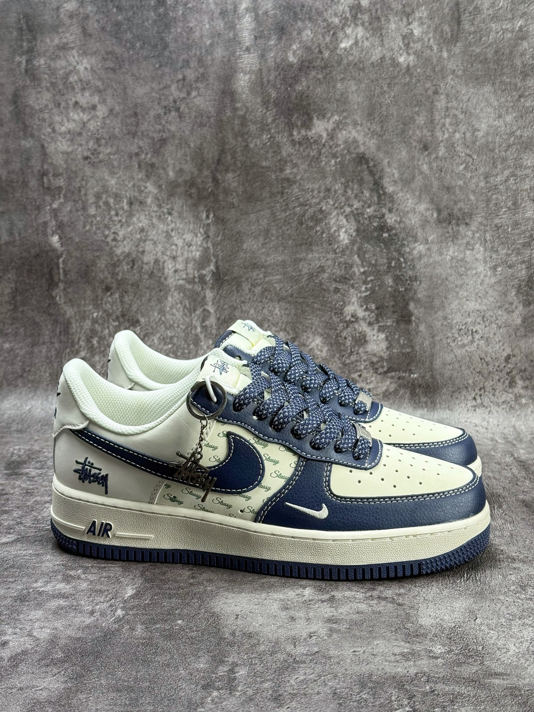 Nike Air Force 1 Low 07 x Stussy 蓝白小勾满天星 HH7518-081-Top High Quatity Cheap Sneakers Fashion Clothing Clothes Bags handbags Shoes of all Brand wholesale With The best Quality And Beautiful Price from China Factory Chinese suppliers wholesaler seller Nike Air Force 1 Low 07 x Stussy 蓝白小勾满天星 HH7518-081
