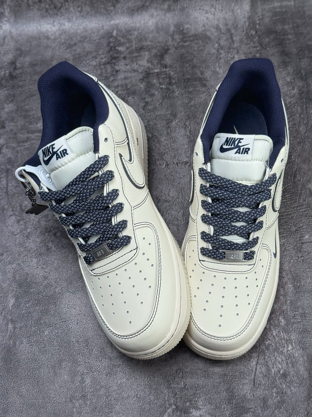 Nike Air Force 1 Low 07 白蓝双小勾满天星 SM6668-131
