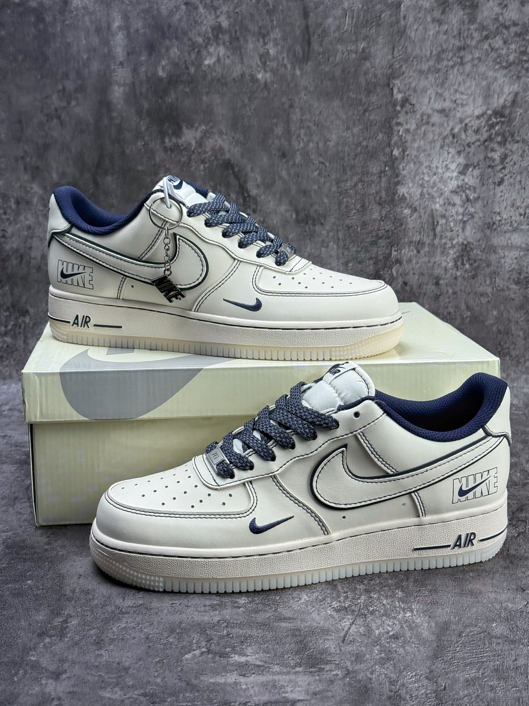 Nike Air Force 1 Low 07 白蓝双小勾满天星 SM6668-131