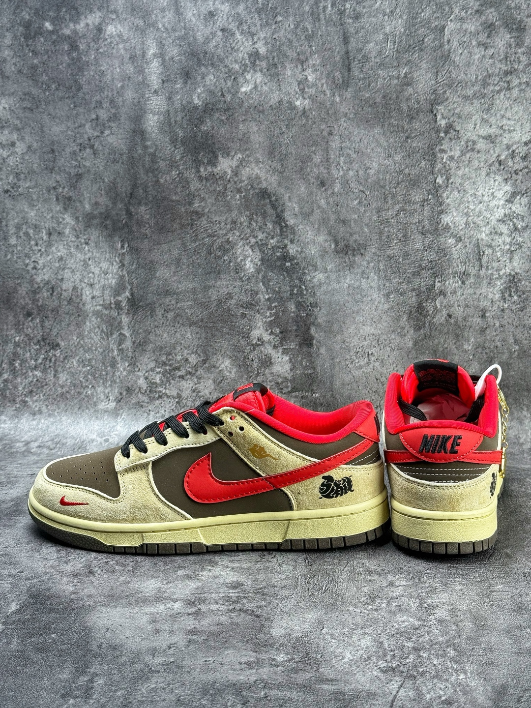 Nike SB Dunk Low 马年限定 棕红小勾 TX1688-022-Top High Quatity Cheap Sneakers Fashion Clothing Clothes Bags handbags Shoes of all Brand wholesale With The best Quality And Beautiful Price from China Factory Chinese suppliers wholesaler seller Nike SB Dunk Low 马年限定 棕红小勾 TX1688-022