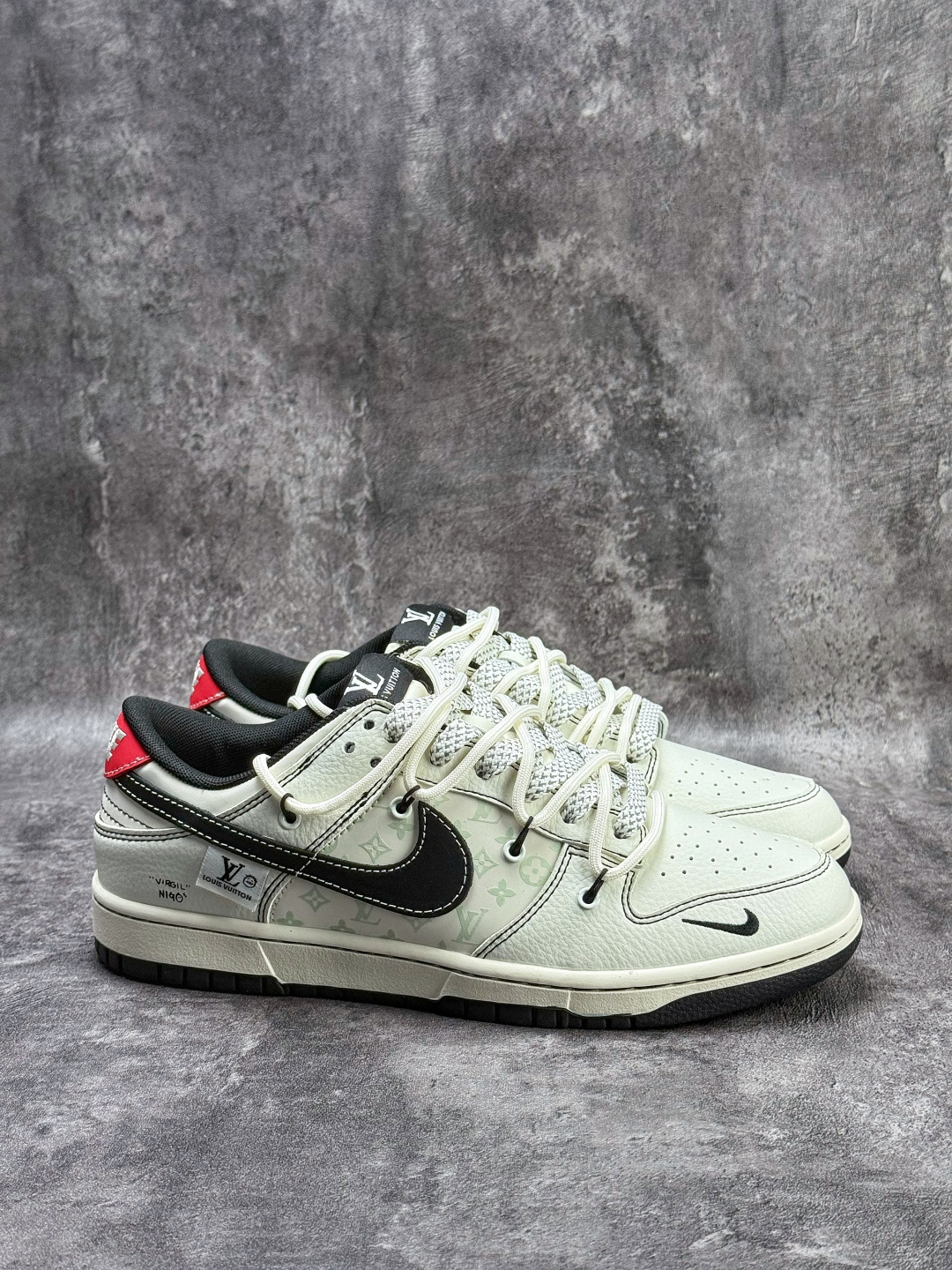 Nike SB Dunk Low x Louis Vuitton 白黑小勾满天星 YX5066-395-Top High Quatity Cheap Sneakers Fashion Clothing Clothes Bags handbags Shoes of all Brand wholesale With The best Quality And Beautiful Price from China Factory Chinese suppliers wholesaler seller Nike SB Dunk Low x Louis Vuitton 白黑小勾满天星 YX5066-395