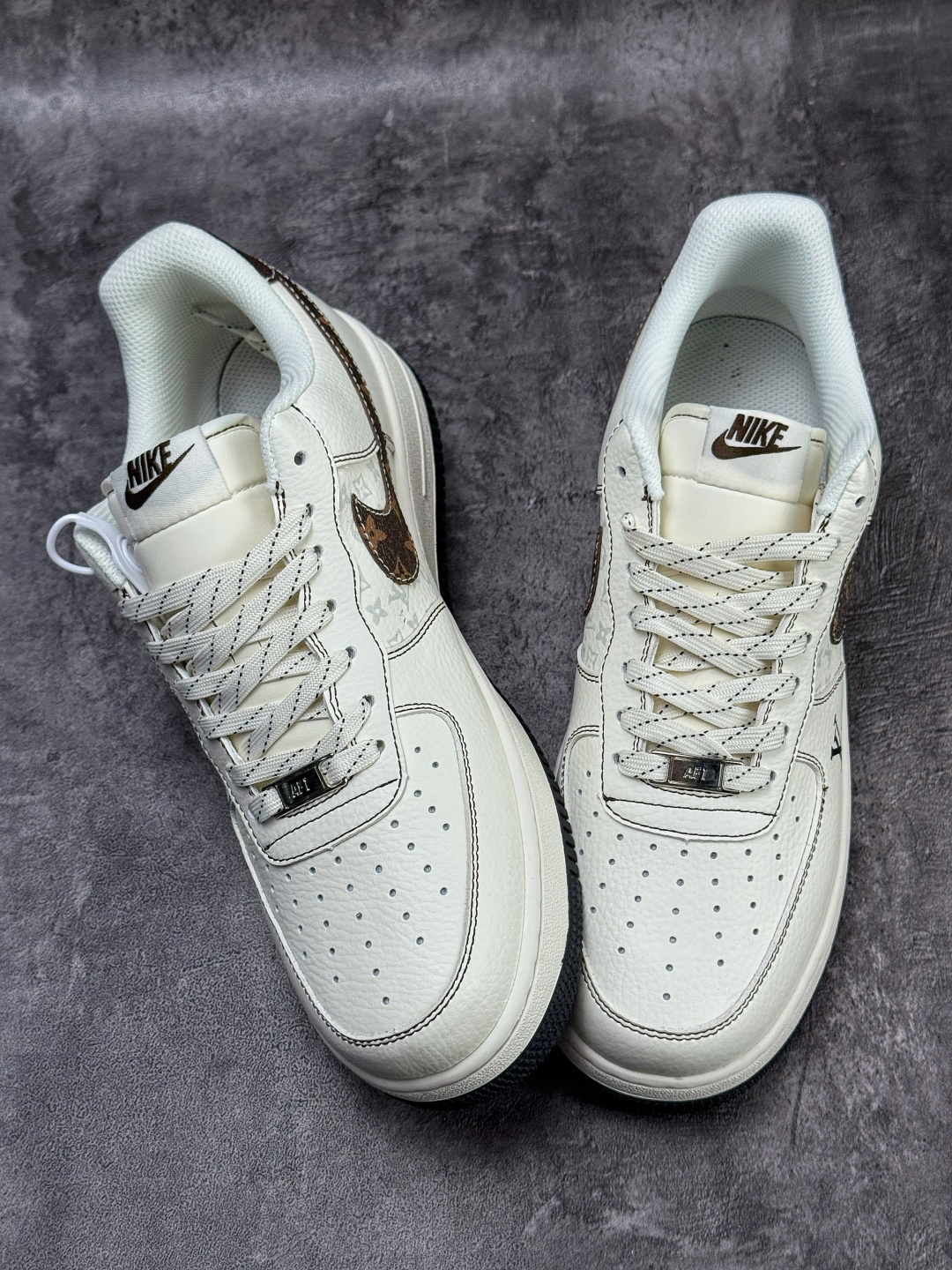 Nike Air Force 1 Low 07 x Louis Vuitton 白棕满天星 KG6699-F27-Top High Quatity Cheap Sneakers Fashion Clothing Clothes Bags handbags Shoes of all Brand wholesale With The best Quality And Beautiful Price from China Factory Chinese suppliers wholesaler seller Nike Air Force 1 Low 07 x Louis Vuitton 白棕满天星 KG6699-F27