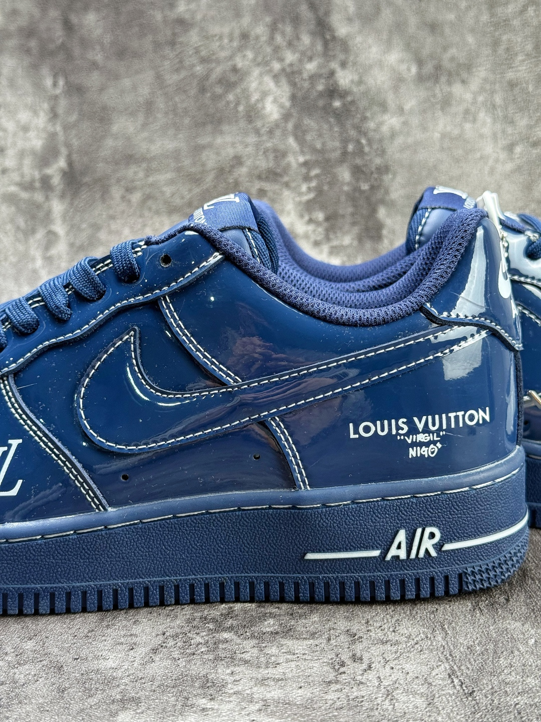 210 Nike Air Force 1 Low 07 x Louis Vuitton 蓝白漆皮 NH0601-524-Chinese UA Cheap High Quatity Brand Clothes Bags handbags Sneakers wholesale wholesaler seller from China Factory suppliers Fashion Clothing Shoes best Quality Beautiful Price 210 Nike Air Force 1 Low 07 x Louis Vuitton 蓝白漆皮 NH0601-524