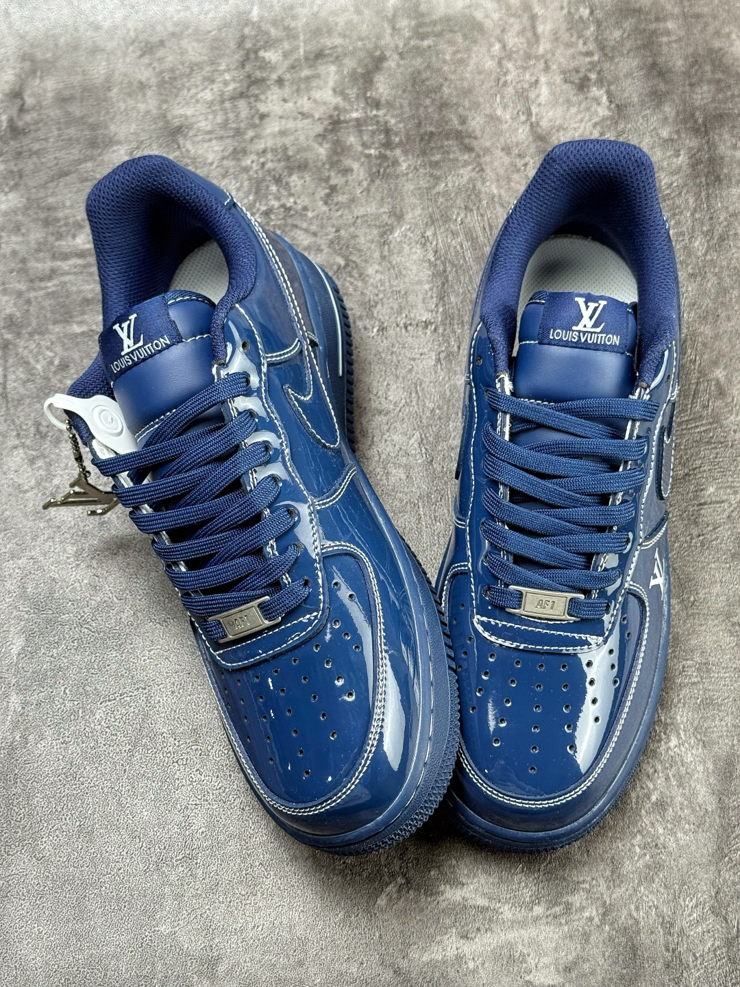 210 Nike Air Force 1 Low 07 x Louis Vuitton 蓝白漆皮 NH0601-524-Chinese UA Cheap High Quatity Brand Clothes Bags handbags Sneakers wholesale wholesaler seller from China Factory suppliers Fashion Clothing Shoes best Quality Beautiful Price 210 Nike Air Force 1 Low 07 x Louis Vuitton 蓝白漆皮 NH0601-524
