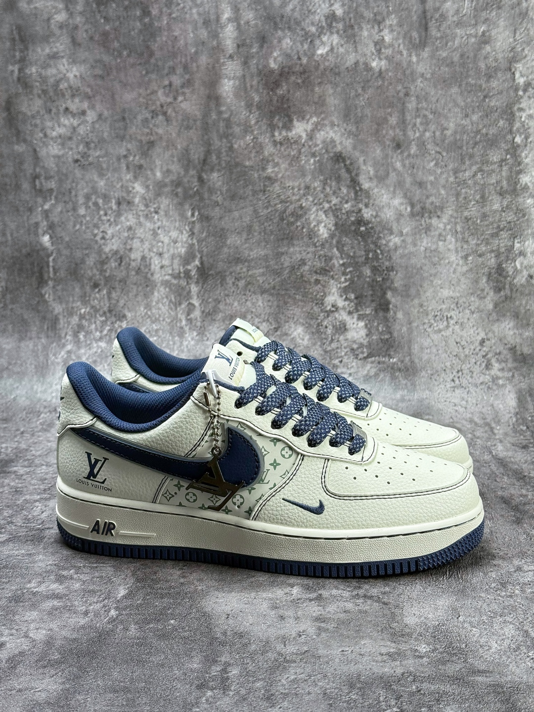 210 Nike Air Force 1 Low 07 x Louis Vuitton 白蓝小勾满天星 HH7518-078-Chinese UA Cheap High Quatity Brand Clothes Bags handbags Sneakers wholesale wholesaler seller from China Factory suppliers Fashion Clothing Shoes best Quality Beautiful Price 210 Nike Air Force 1 Low 07 x Louis Vuitton 白蓝小勾满天星 HH7518-078