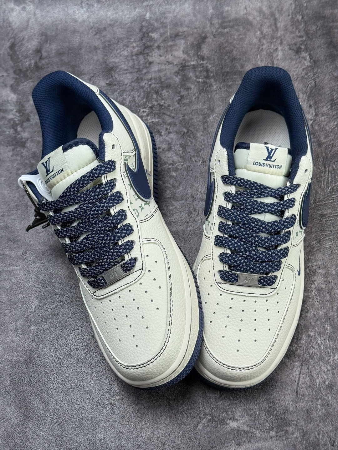 210 Nike Air Force 1 Low 07 x Louis Vuitton 白蓝小勾满天星 HH7518-078-Chinese UA Cheap High Quatity Brand Clothes Bags handbags Sneakers wholesale wholesaler seller from China Factory suppliers Fashion Clothing Shoes best Quality Beautiful Price 210 Nike Air Force 1 Low 07 x Louis Vuitton 白蓝小勾满天星 HH7518-078