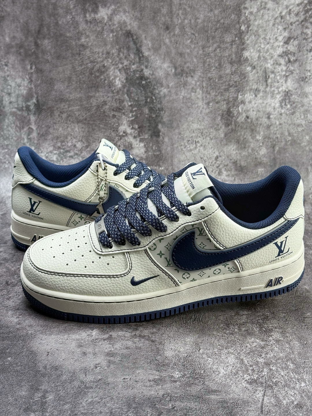 210 Nike Air Force 1 Low 07 x Louis Vuitton 白蓝小勾满天星 HH7518-078-Chinese UA Cheap High Quatity Brand Clothes Bags handbags Sneakers wholesale wholesaler seller from China Factory suppliers Fashion Clothing Shoes best Quality Beautiful Price 210 Nike Air Force 1 Low 07 x Louis Vuitton 白蓝小勾满天星 HH7518-078