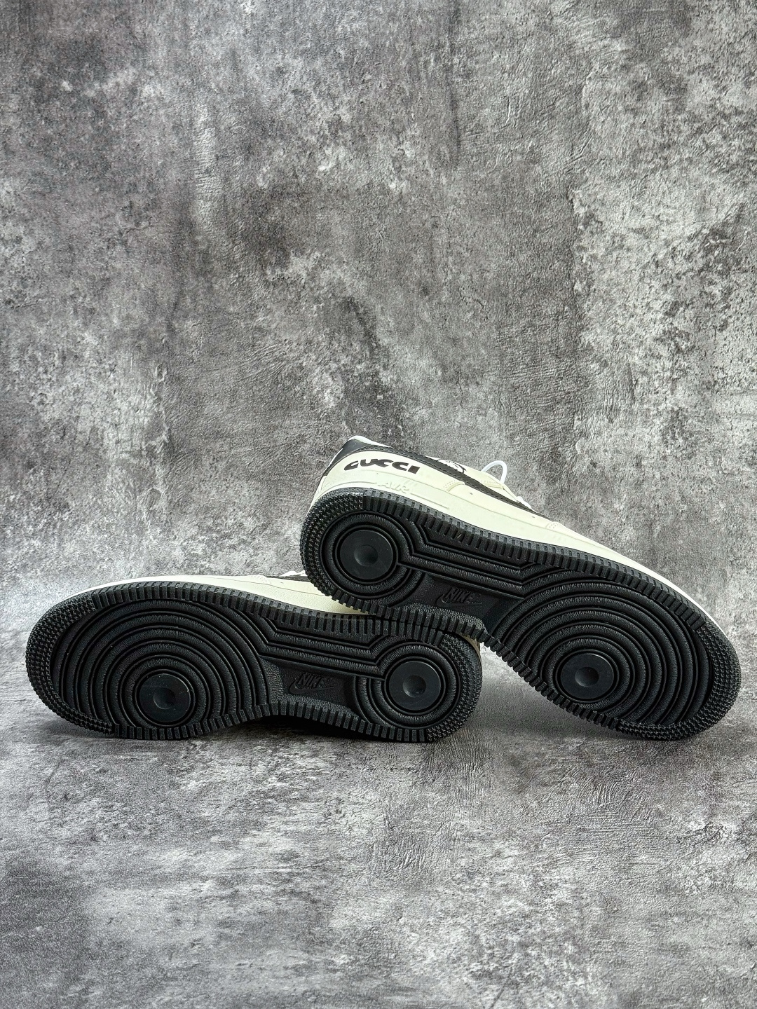 210 Nike Air Force 1 Low 07 x GUCCI 白黑 LD199- 018-Chinese UA Cheap High Quatity Brand Clothes Bags handbags Sneakers wholesale wholesaler seller from China Factory suppliers Fashion Clothing Shoes best Quality Beautiful Price 210 Nike Air Force 1 Low 07 x GUCCI 白黑 LD199- 018