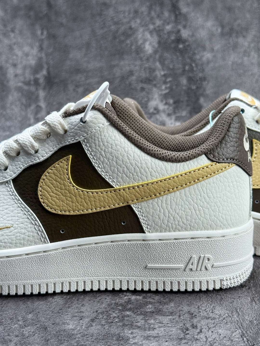 Nike Air Force 1 Low 07 白棕黄小勾 IR0796-030-Top High Quatity Cheap Sneakers Fashion Clothing Clothes Bags handbags Shoes of all Brand wholesale With The best Quality And Beautiful Price from China Factory Chinese suppliers wholesaler seller Nike Air Force 1 Low 07 白棕黄小勾 IR0796-030