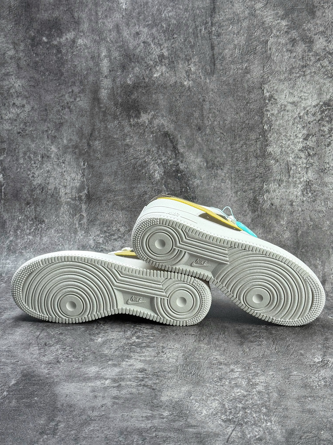 Nike Air Force 1 Low 07 白棕黄小勾 IR0796-030-Top High Quatity Cheap Sneakers Fashion Clothing Clothes Bags handbags Shoes of all Brand wholesale With The best Quality And Beautiful Price from China Factory Chinese suppliers wholesaler seller Nike Air Force 1 Low 07 白棕黄小勾 IR0796-030