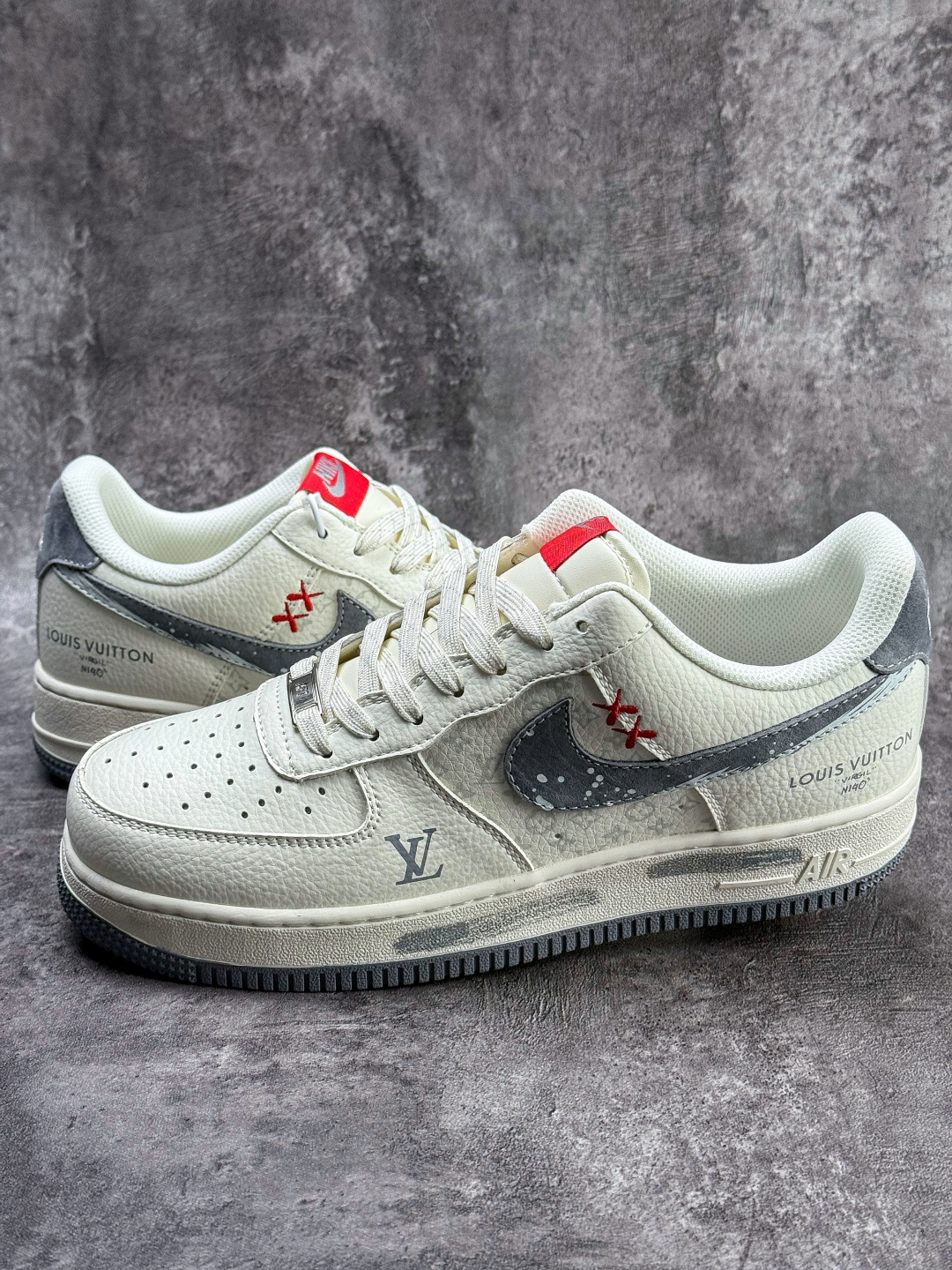Nike Air Force 1 Low 07 x Louis Vuitton 白灰 KG6699-F49