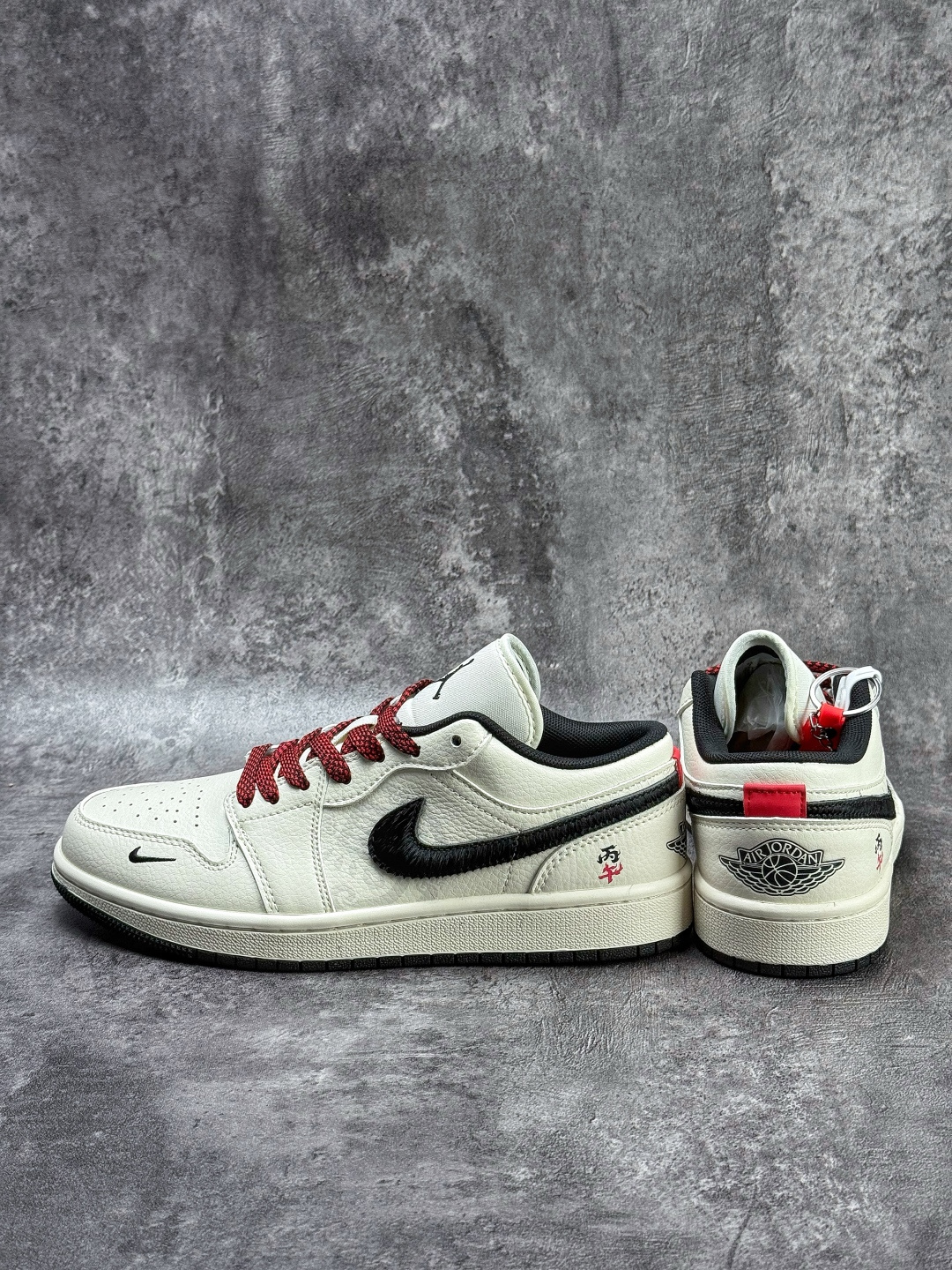 Air Jordan 1 Retro Low 马年限定 白黑红小勾满天星 XT6998-138-Top High Quatity Cheap Sneakers Fashion Clothing Clothes Bags handbags Shoes of all Brand wholesale With The best Quality And Beautiful Price from China Factory Chinese suppliers wholesaler seller Air Jordan 1 Retro Low 马年限定 白黑红小勾满天星 XT6998-138