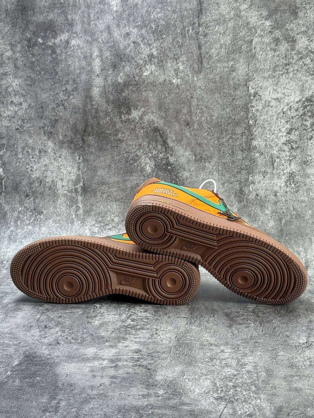 Nike Air Force 1 Low 07 x Louis Vuitton 棕绿橙 DF0188-126-Top High Quatity Cheap Sneakers Fashion Clothing Clothes Bags handbags Shoes of all Brand wholesale With The best Quality And Beautiful Price from China Factory Chinese suppliers wholesaler seller Nike Air Force 1 Low 07 x Louis Vuitton 棕绿橙 DF0188-126