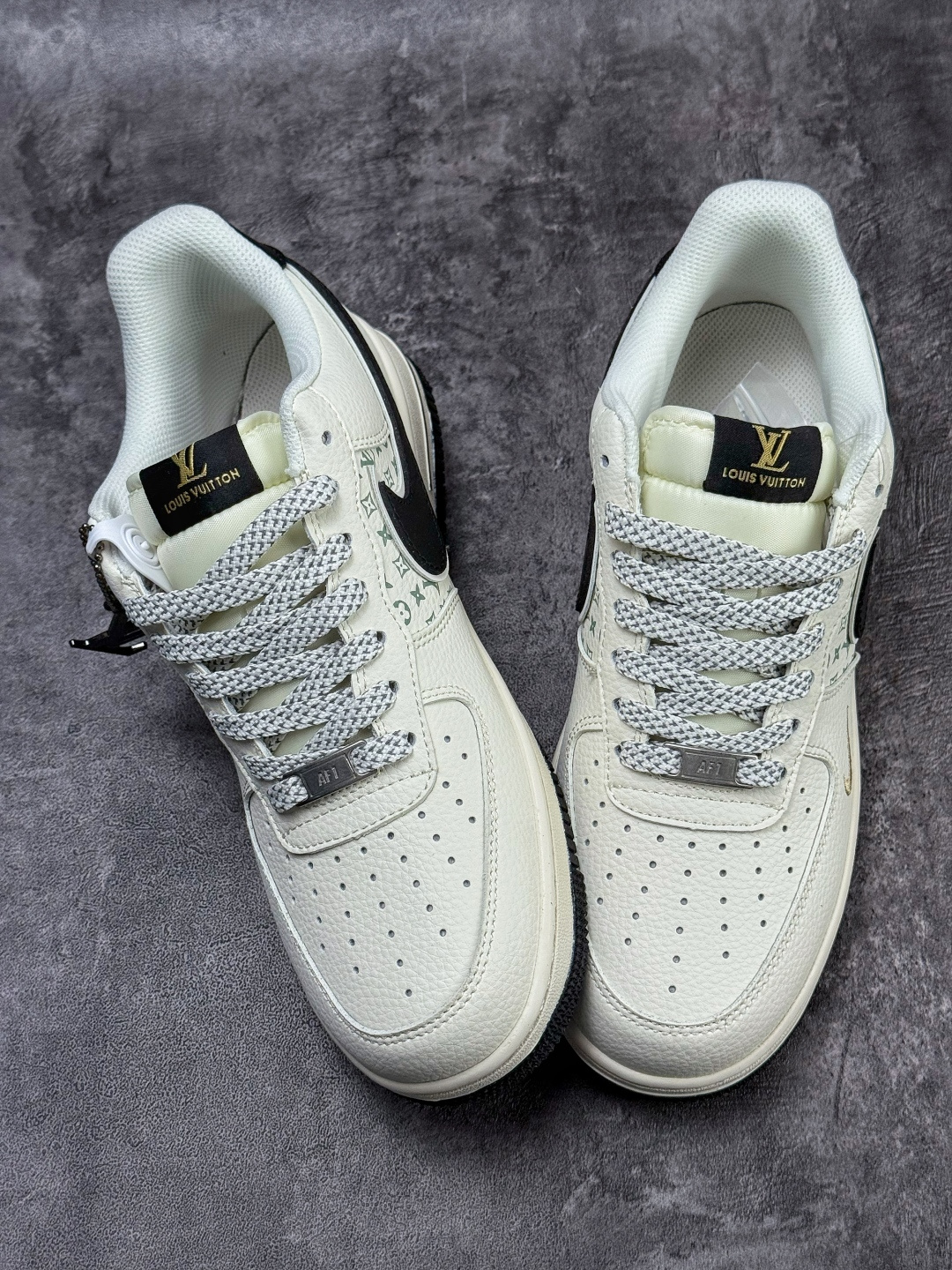 Nike Air Force 1 Low 07 x x Louis Vuitton 白黑小勾满天星 XX3168-158 Nike Air Force 1 Low 07 x x Louis Vuitton 白黑小勾满天星 XX3168-158