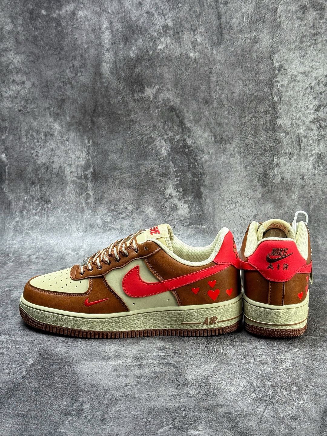 Nike Air Force 1 Low 07 LOVE 棕白红小勾 NH0601-538-Top High Quatity Cheap Sneakers Fashion Clothing Clothes Bags handbags Shoes of all Brand wholesale With The best Quality And Beautiful Price from China Factory Chinese suppliers wholesaler seller Nike Air Force 1 Low 07 LOVE 棕白红小勾 NH0601-538