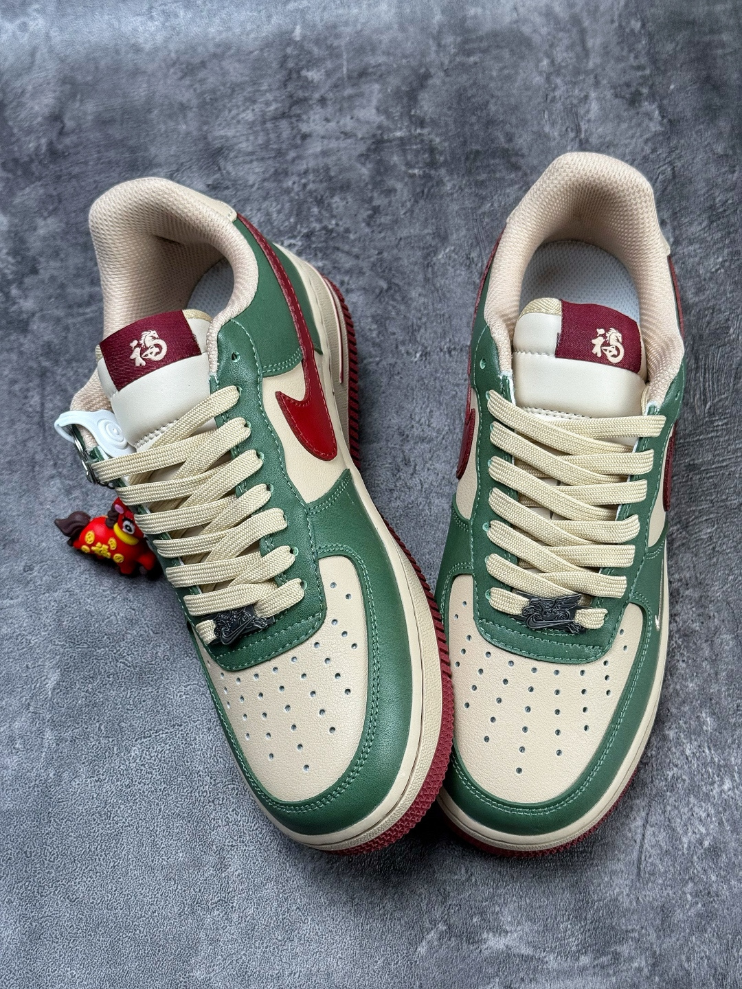 Nike Air Force 1 Low 07 马年限定 绿米红小勾 NH0601-518-Top High Quatity Cheap Sneakers Fashion Clothing Clothes Bags handbags Shoes of all Brand wholesale With The best Quality And Beautiful Price from China Factory Chinese suppliers wholesaler seller Nike Air Force 1 Low 07 马年限定 绿米红小勾 NH0601-518
