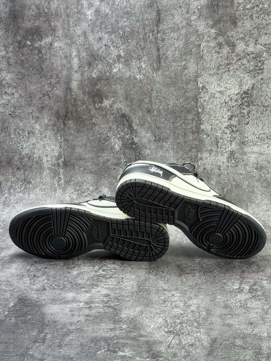 Nike SB Dunk Low x Stussy 黑白小勾满天星 大厂出品 极力推荐 XX3168-181