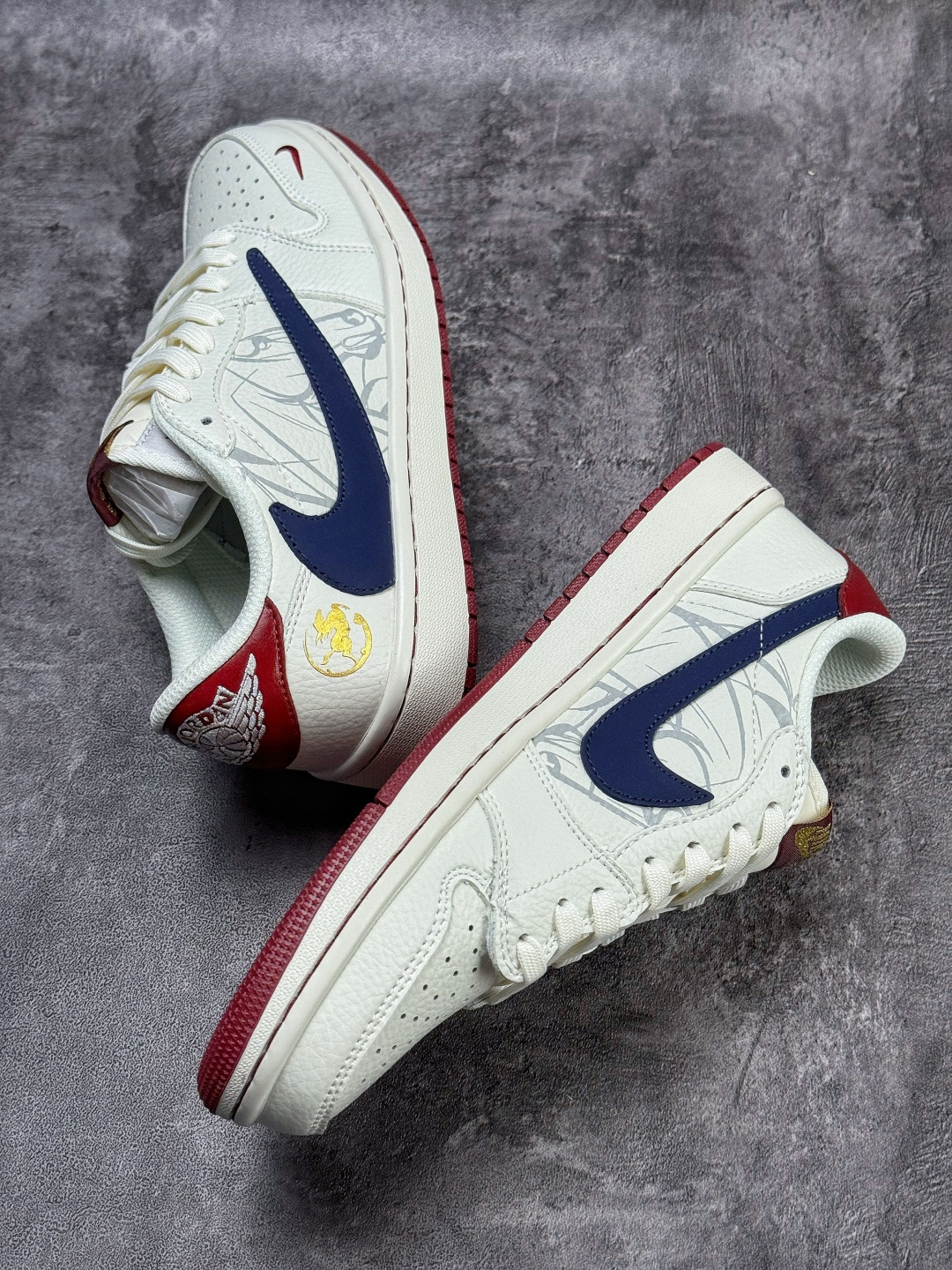 Travis Scott x Nike Air Jordan 1 Low 马年限定 Air Jordan 1 Low 反转白蓝红小勾倒钩 版本 NH0601-064-Top High Quatity Cheap Sneakers Fashion Clothing Clothes Bags handbags Shoes of all Brand wholesale With The best Quality And Beautiful Price from China Factory Chinese suppliers wholesaler seller Travis Scott x Nike Air Jordan 1 Low 马年限定 Air Jordan 1 Low 反转白蓝红小勾倒钩 版本 NH0601-064