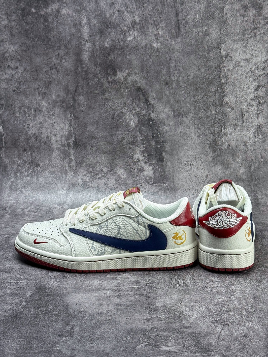 Travis Scott x Nike Air Jordan 1 Low 马年限定 Air Jordan 1 Low 反转白蓝红小勾倒钩 版本 NH0601-064-Top High Quatity Cheap Sneakers Fashion Clothing Clothes Bags handbags Shoes of all Brand wholesale With The best Quality And Beautiful Price from China Factory Chinese suppliers wholesaler seller Travis Scott x Nike Air Jordan 1 Low 马年限定 Air Jordan 1 Low 反转白蓝红小勾倒钩 版本 NH0601-064