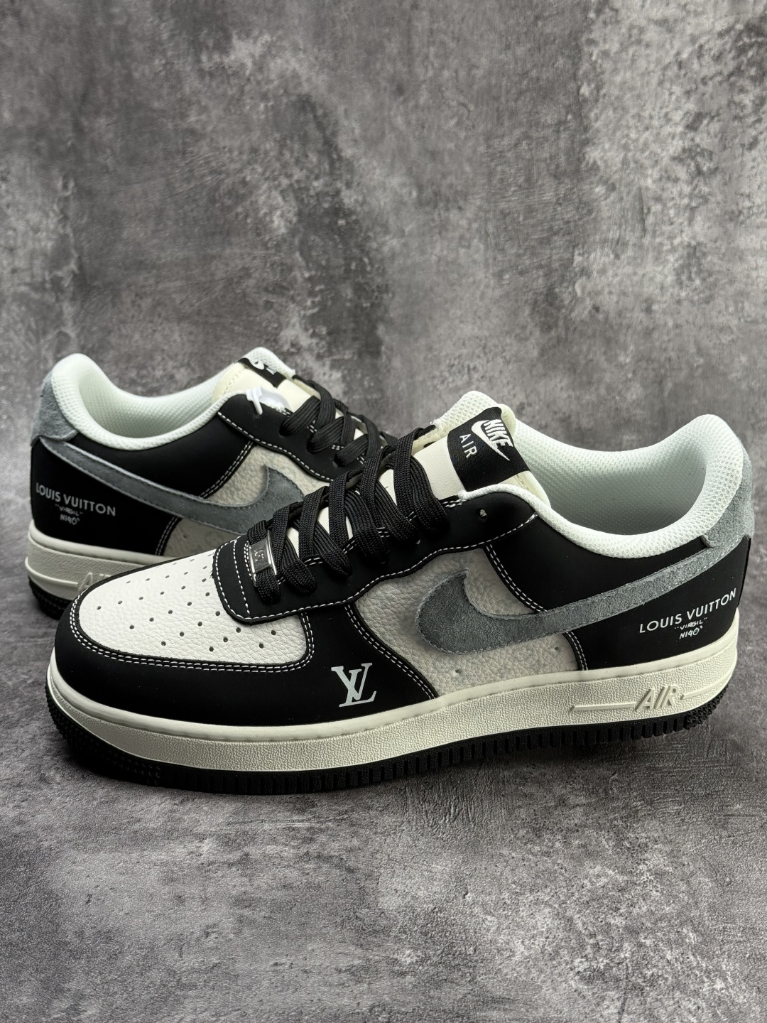 Nike Air Force 1 Low 07 x Louis Vuitton 黑白灰 KG6699-F29