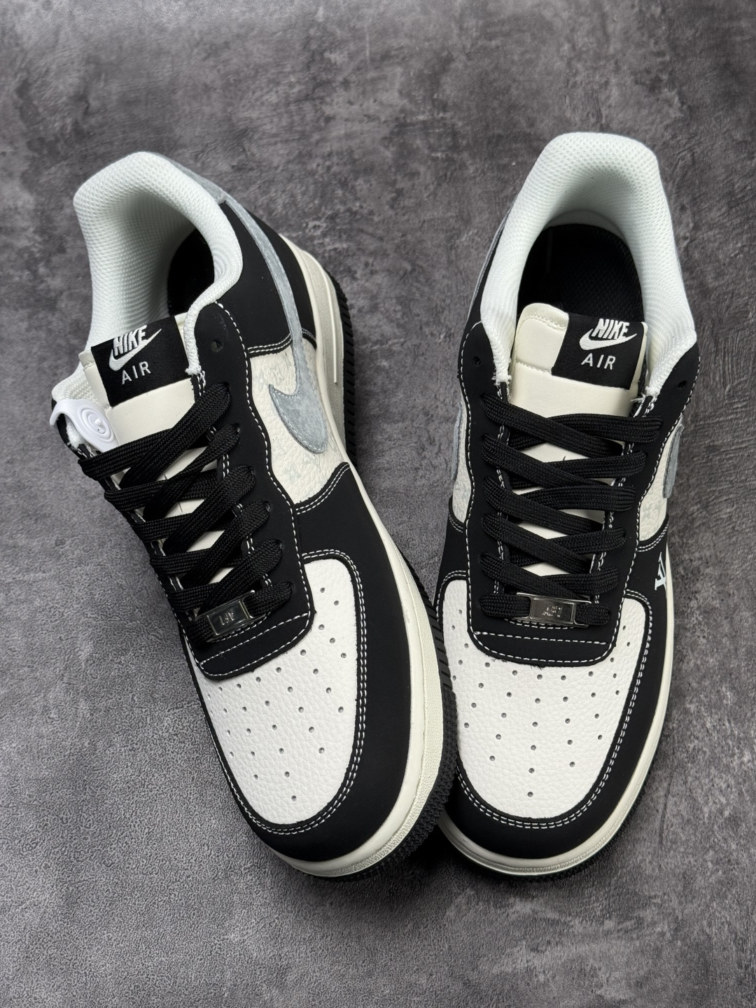 Nike Air Force 1 Low 07 x Louis Vuitton 黑白灰 KG6699-F29