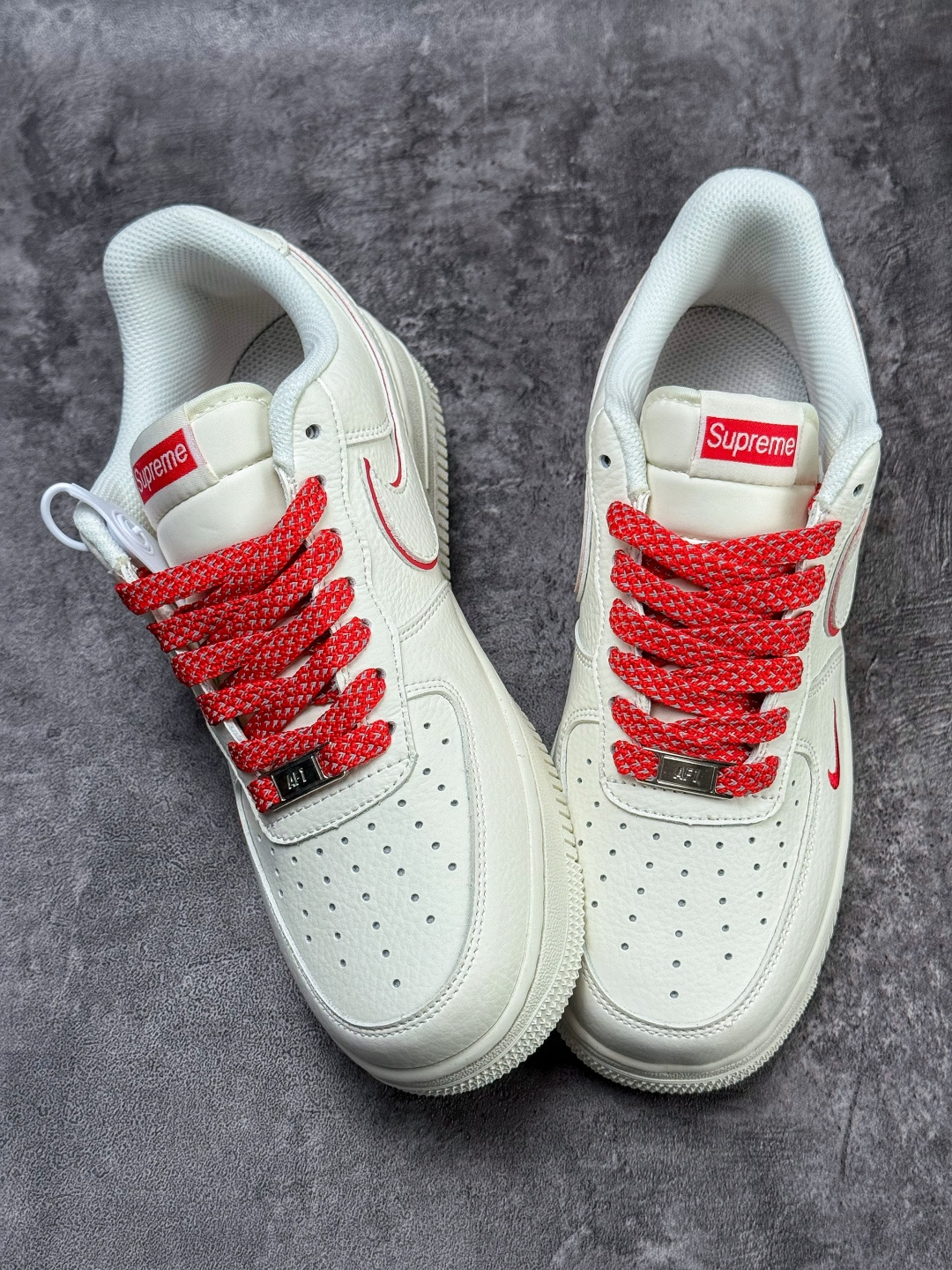 Nike Air Force 1 Low 07 x Superme 白红小勾满天星 CS5288-078