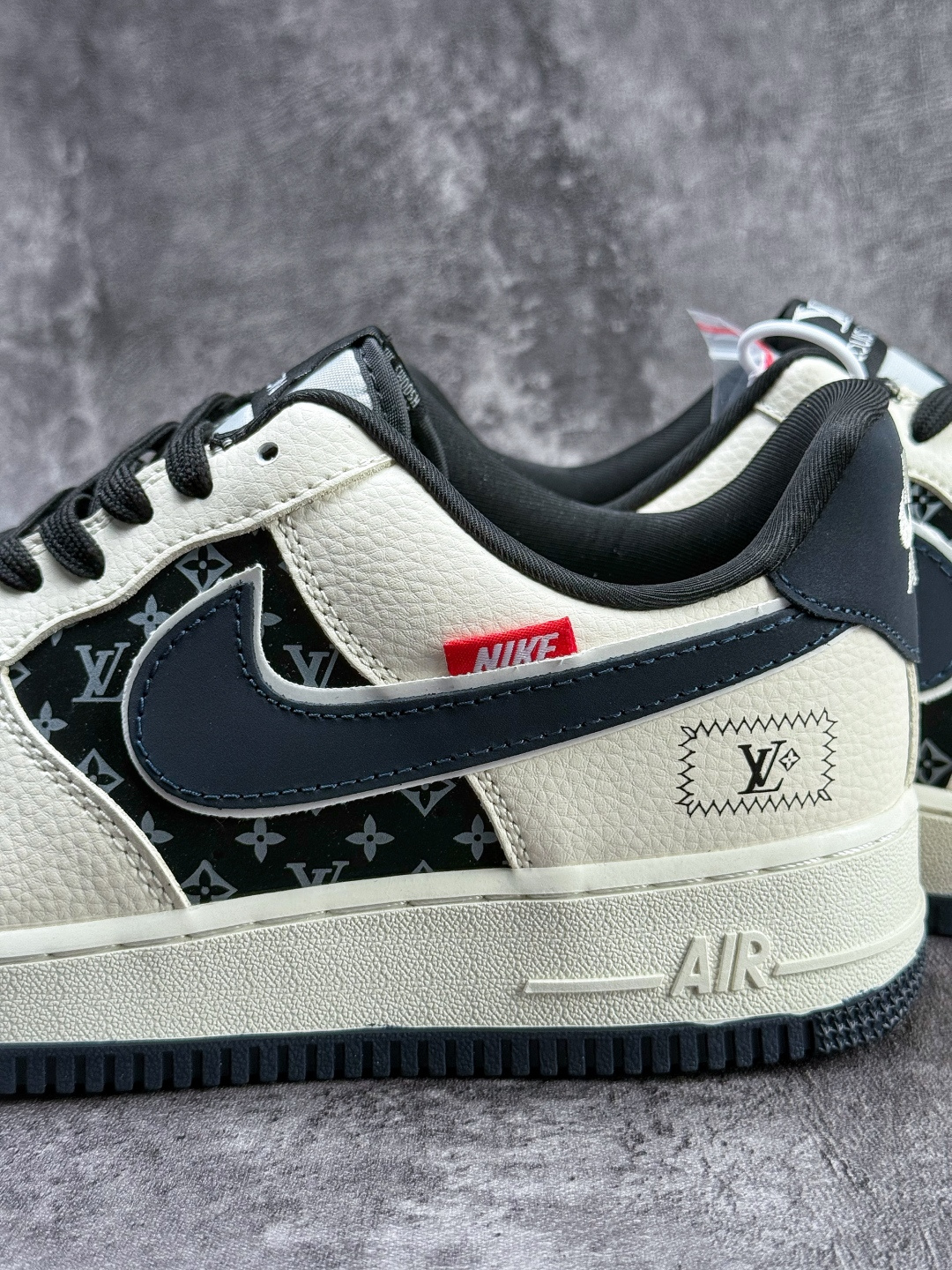 Nike Air Force 1 Low 07 x Louis Vuitton 白黑 LD1999-022 Nike Air Force 1 Low 07 x Louis Vuitton 白黑 LD1999-022