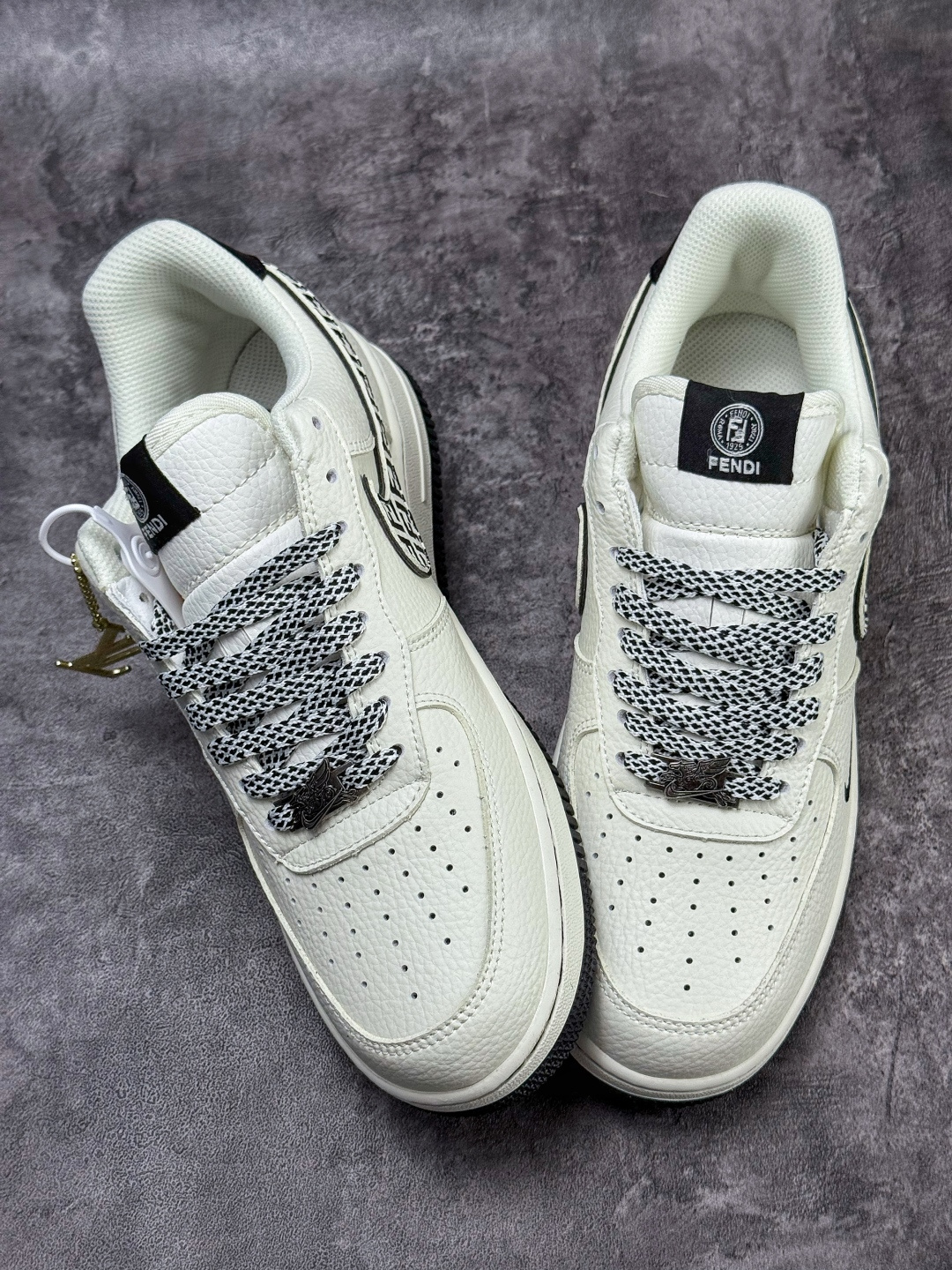 210 Nike Air Force 1 Low 07 x Louis Vuitton x Fendi 白黑小勾满天星 XY9025-020-Chinese UA Cheap High Quatity Brand Clothes Bags handbags Sneakers wholesale wholesaler seller from China Factory suppliers Fashion Clothing Shoes best Quality Beautiful Price 210 Nike Air Force 1 Low 07 x Louis Vuitton x Fendi 白黑小勾满天星 XY9025-020