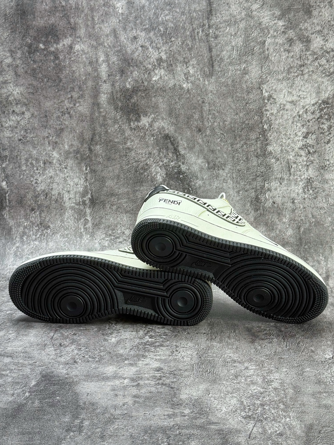 210 Nike Air Force 1 Low 07 x Louis Vuitton x Fendi 白黑小勾满天星 XY9025-020-Chinese UA Cheap High Quatity Brand Clothes Bags handbags Sneakers wholesale wholesaler seller from China Factory suppliers Fashion Clothing Shoes best Quality Beautiful Price 210 Nike Air Force 1 Low 07 x Louis Vuitton x Fendi 白黑小勾满天星 XY9025-020