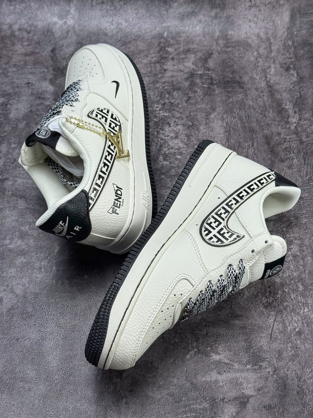 210 Nike Air Force 1 Low 07 x Louis Vuitton x Fendi 白黑小勾满天星 XY9025-020-Chinese UA Cheap High Quatity Brand Clothes Bags handbags Sneakers wholesale wholesaler seller from China Factory suppliers Fashion Clothing Shoes best Quality Beautiful Price 210 Nike Air Force 1 Low 07 x Louis Vuitton x Fendi 白黑小勾满天星 XY9025-020