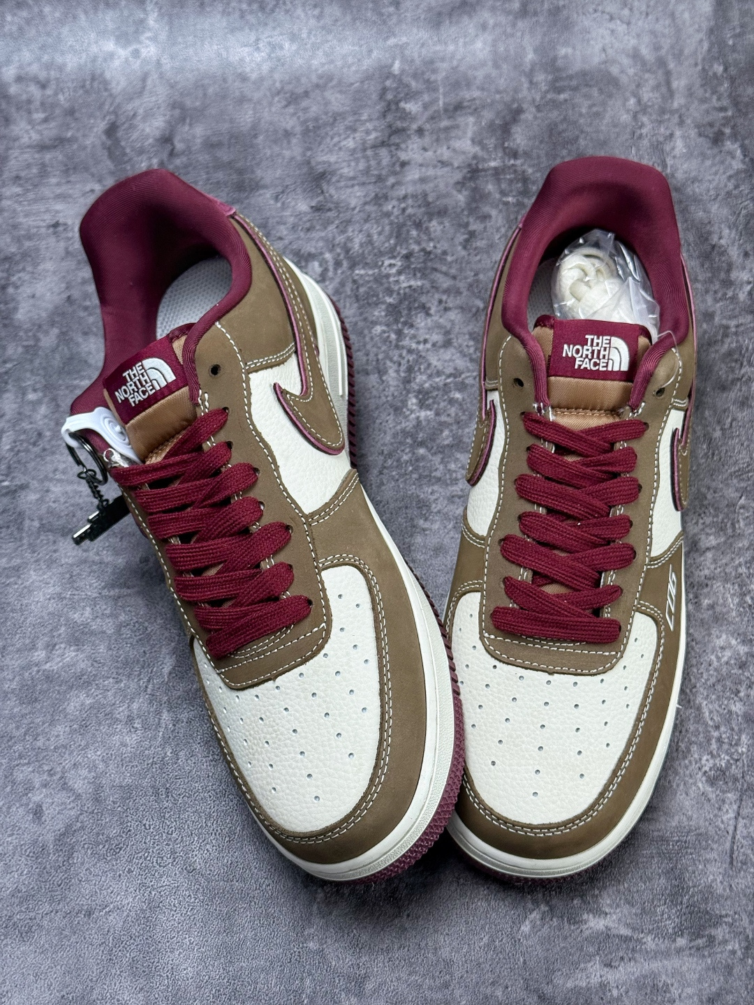 Nike Air Force 1 Low 07 x The North Face 棕白红 BK1916-011