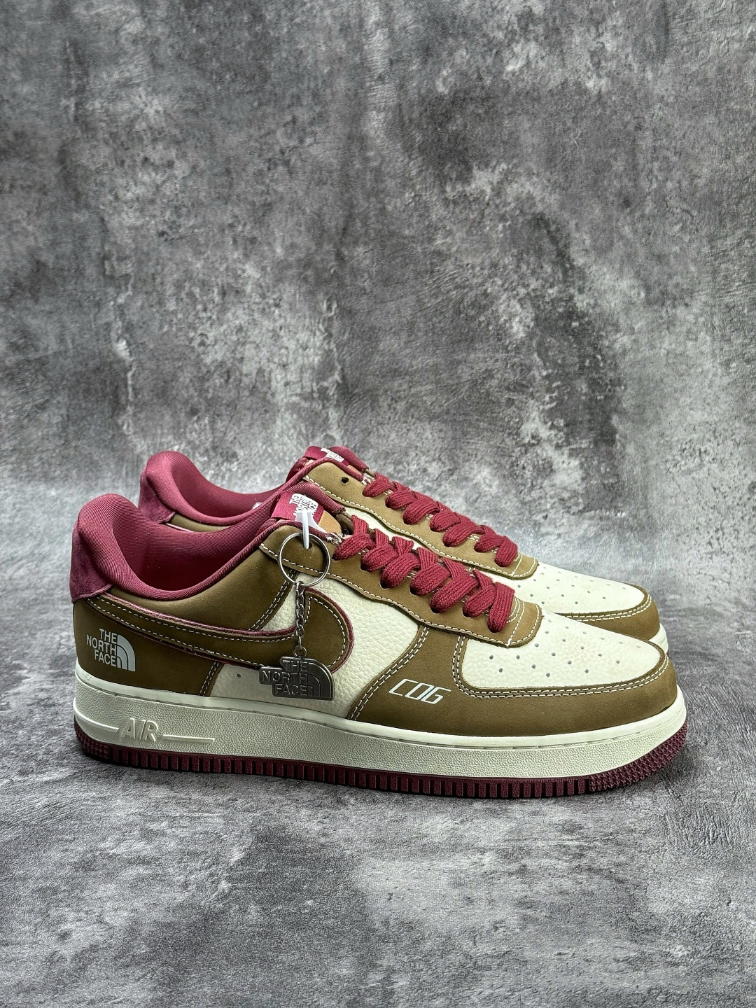 Nike Air Force 1 Low 07 x The North Face 棕白红 BK1916-011